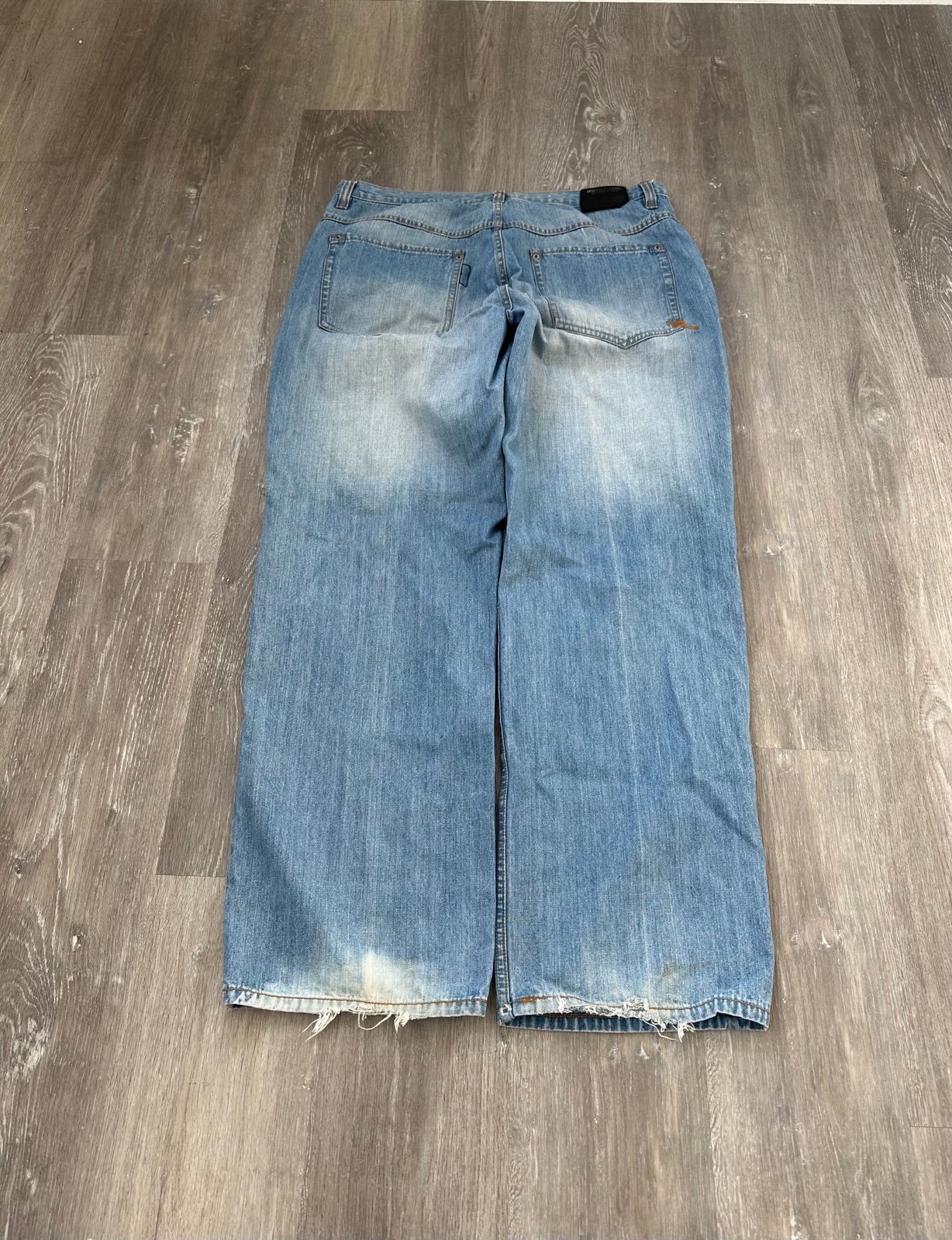 Baggy Faded Y2K Distressed Roca Wear Jeans