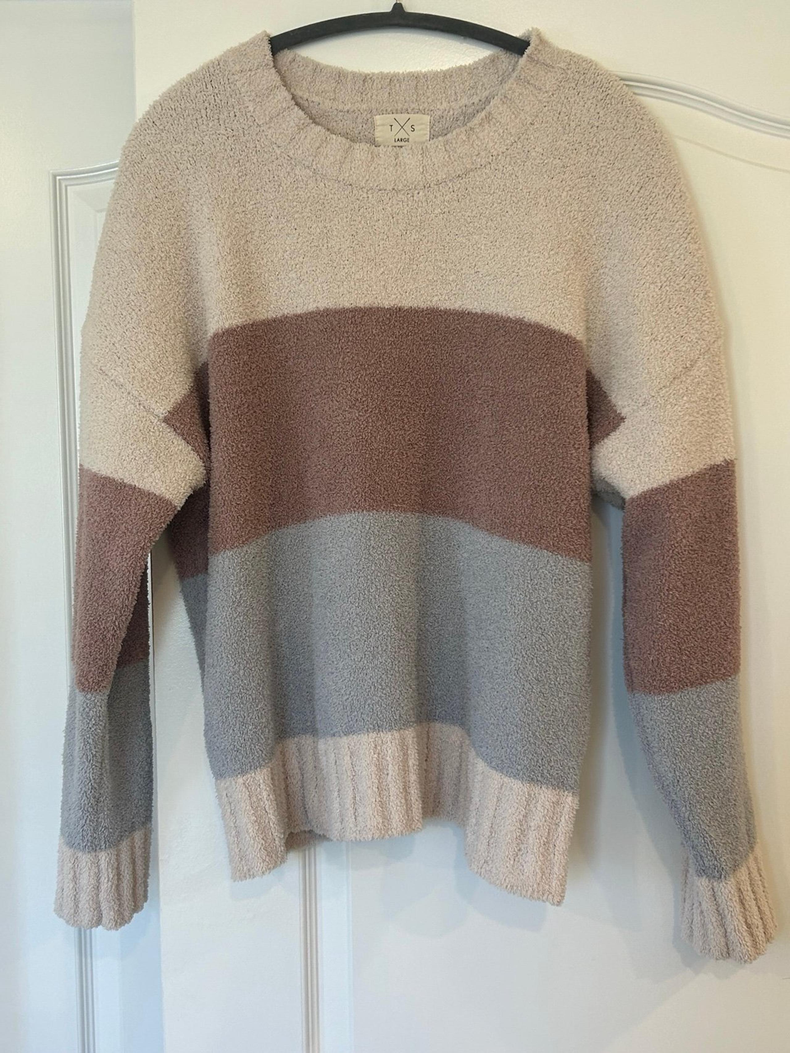 EUC Thread & Supply Women's Plush Striped Ribbed Collar Sweater