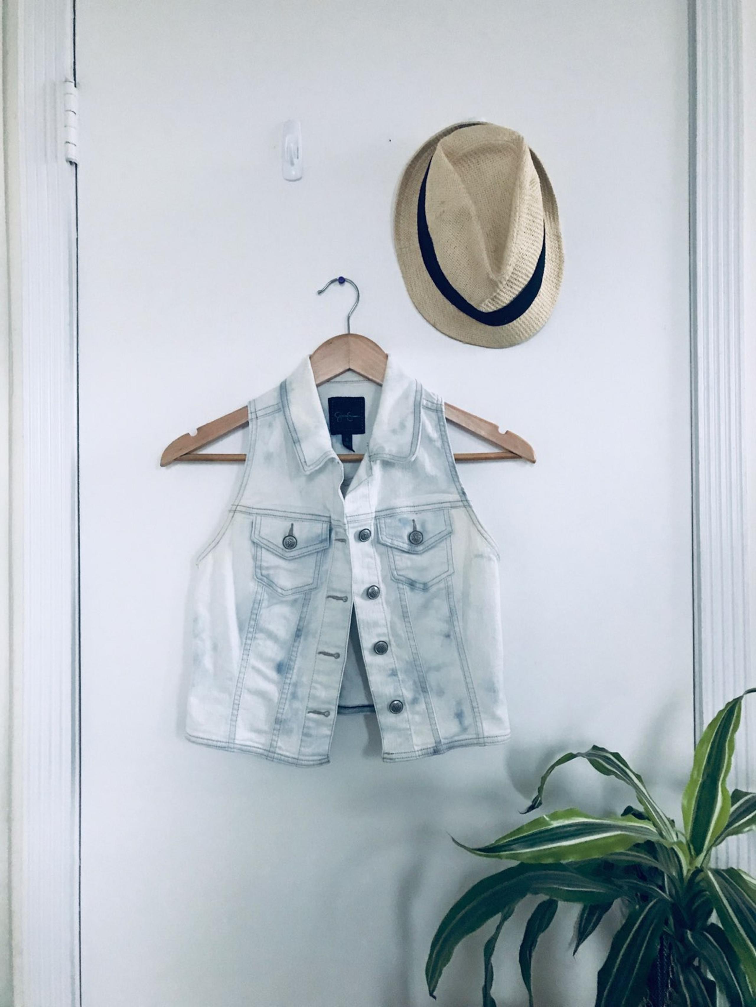 Jessica Simpson Acid Wash Crop Vest
