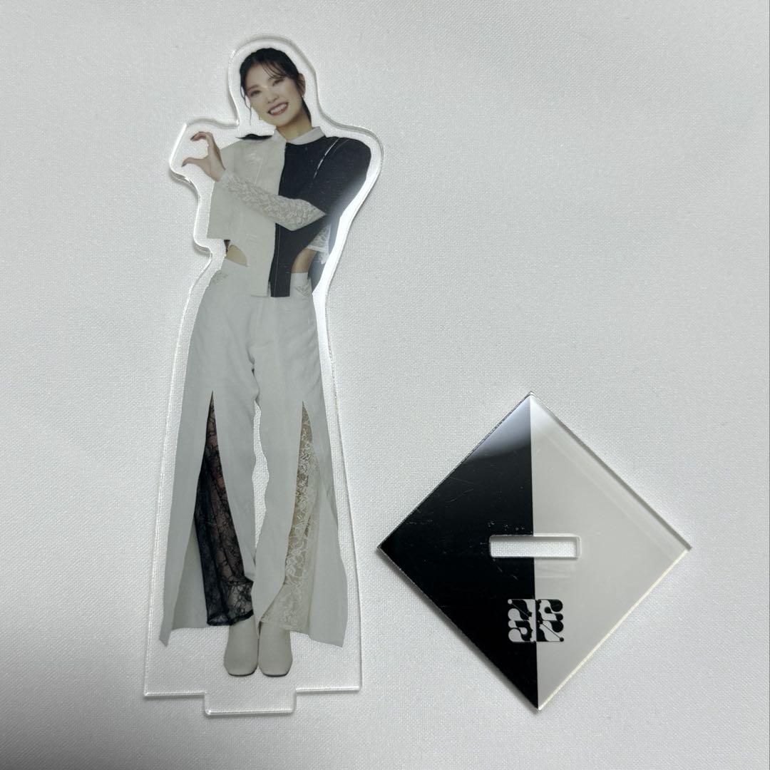 ExWHYZ yu-ki acrylic stand
