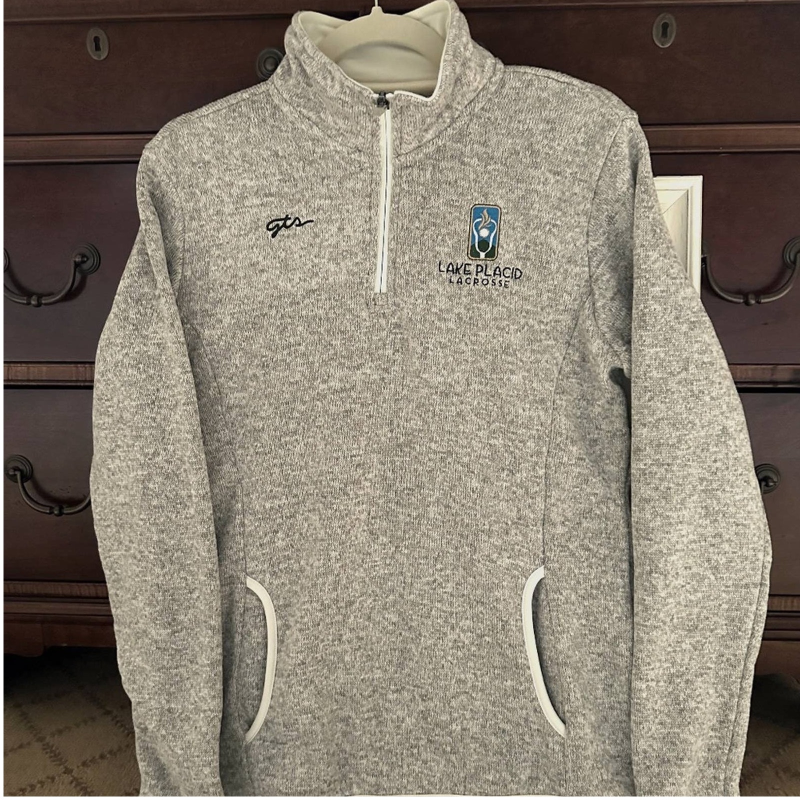 GTS Heather gray sweater fleece pullover 1/4 zip with kangaroo front pocket M