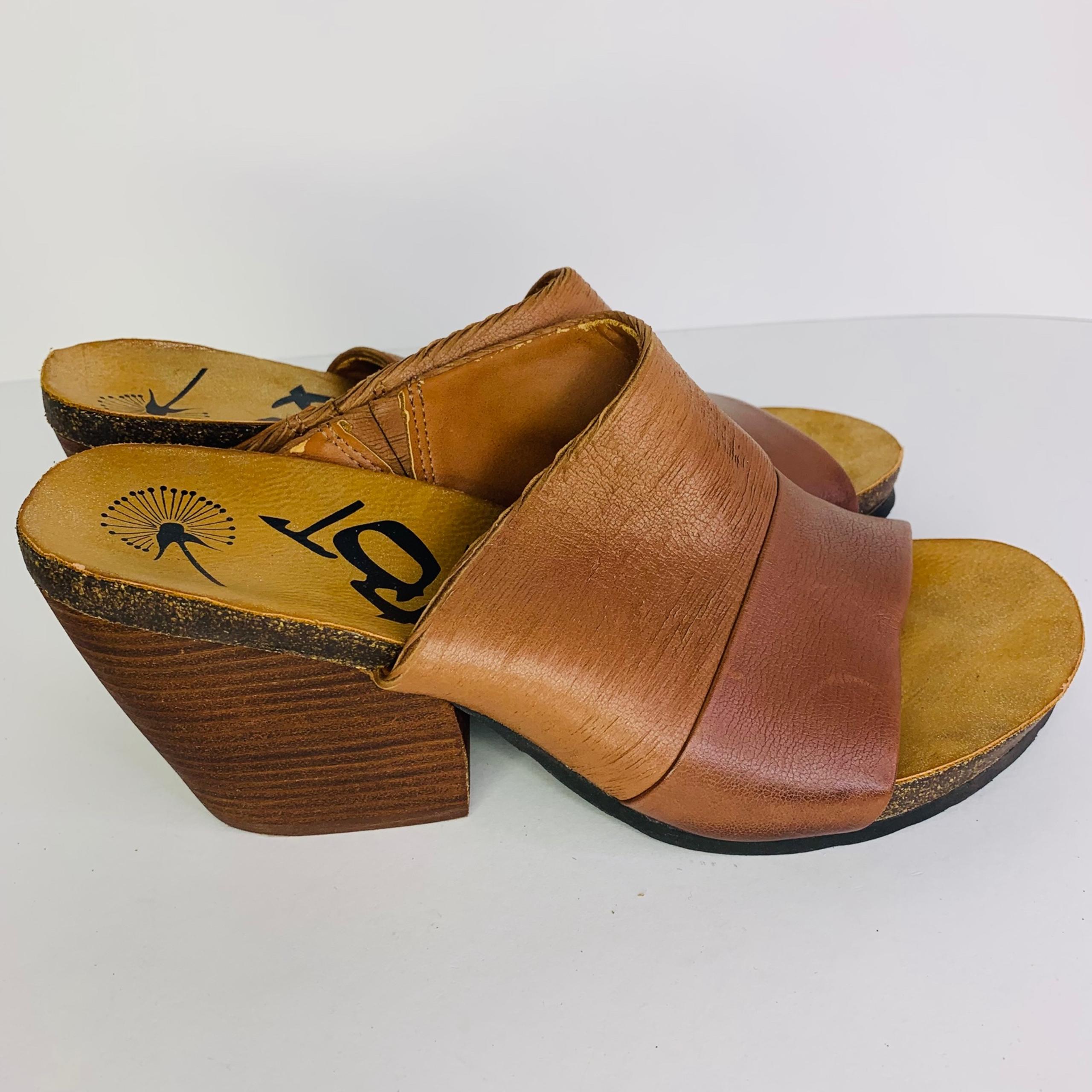 OTBT Block heels Slip on Mules Women’s Size 10 Brown Leather Open Toe