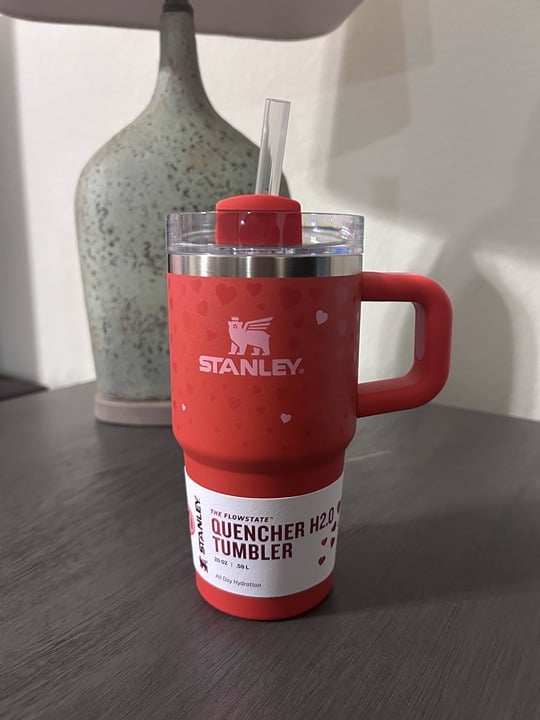 Stanley Cup Red Valentines Day Special Edition 20z In Hand Fast Shipping