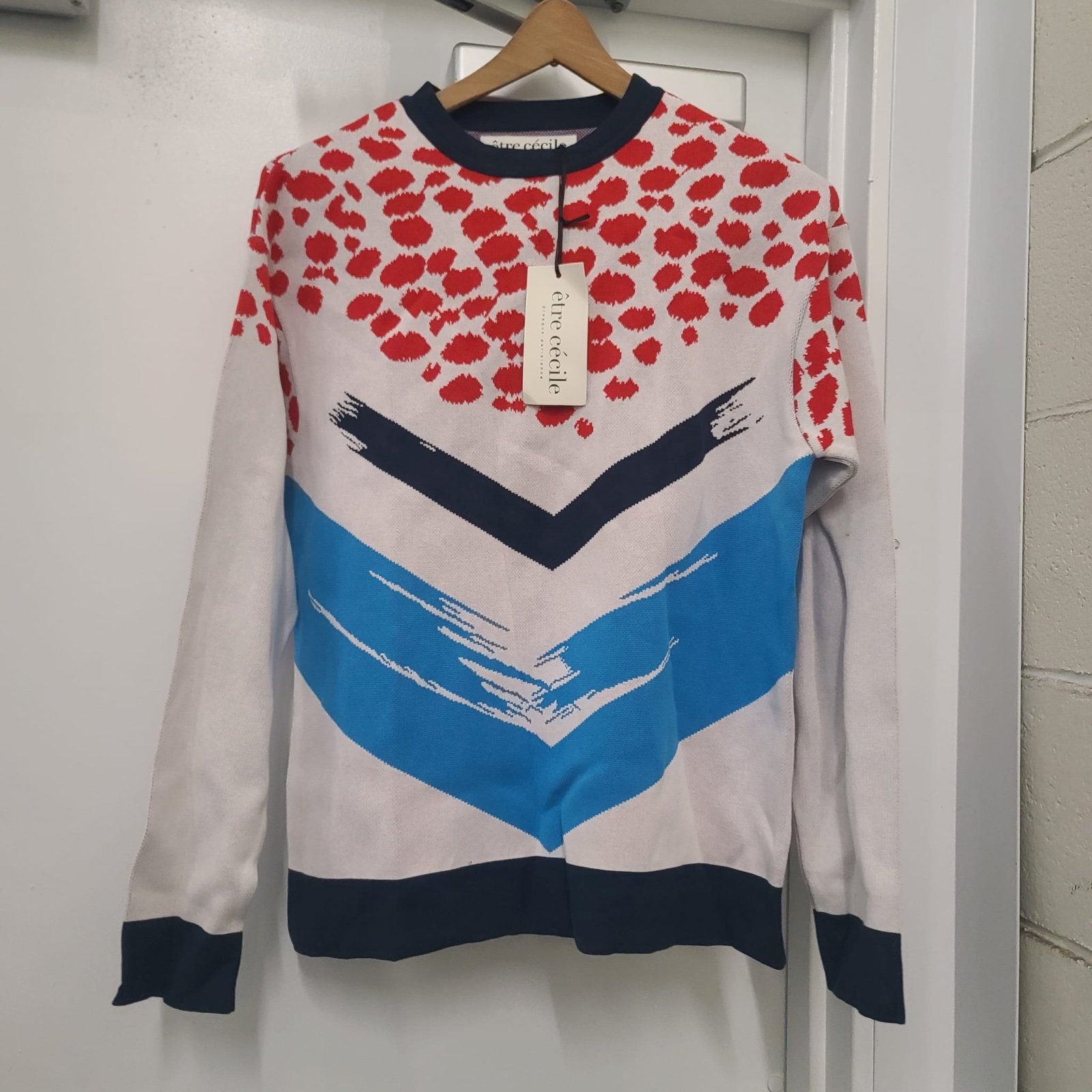 Étre céclle sweater