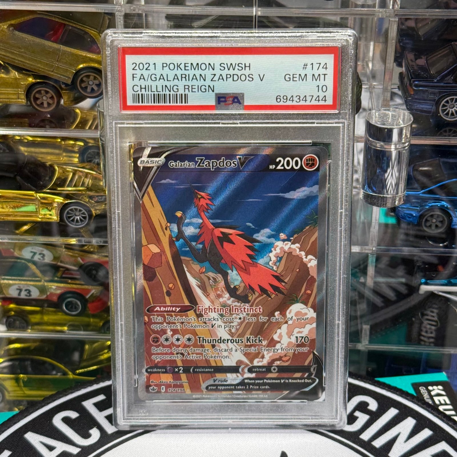 PSA 10 Pokemon Galarian Zapdos V Alternate Art (SWSH: Chilling Reign) #174/198