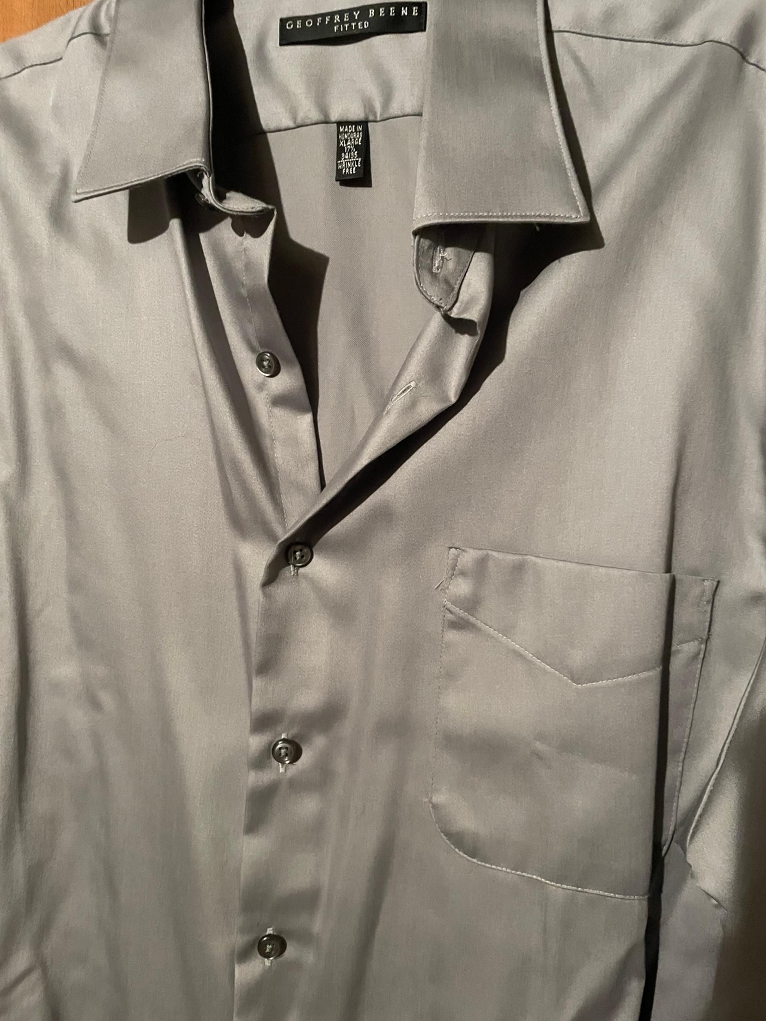 Men’s long sleeve dress shirt