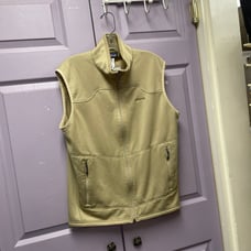 Patagonia men's Vest size medium