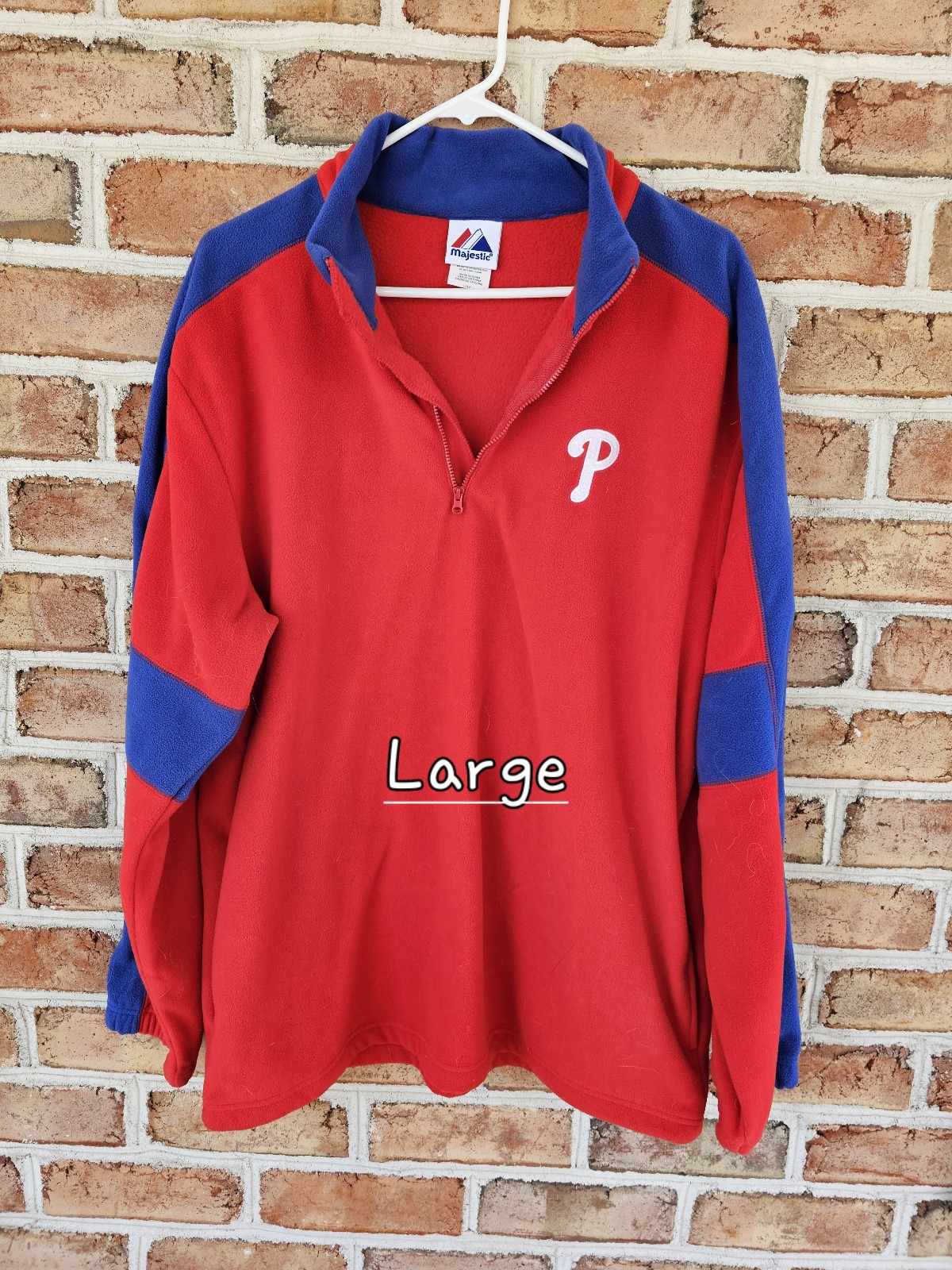 Phillies Large Fleece Shirt