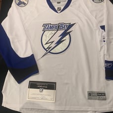 tampa bay lightning autographed jersey