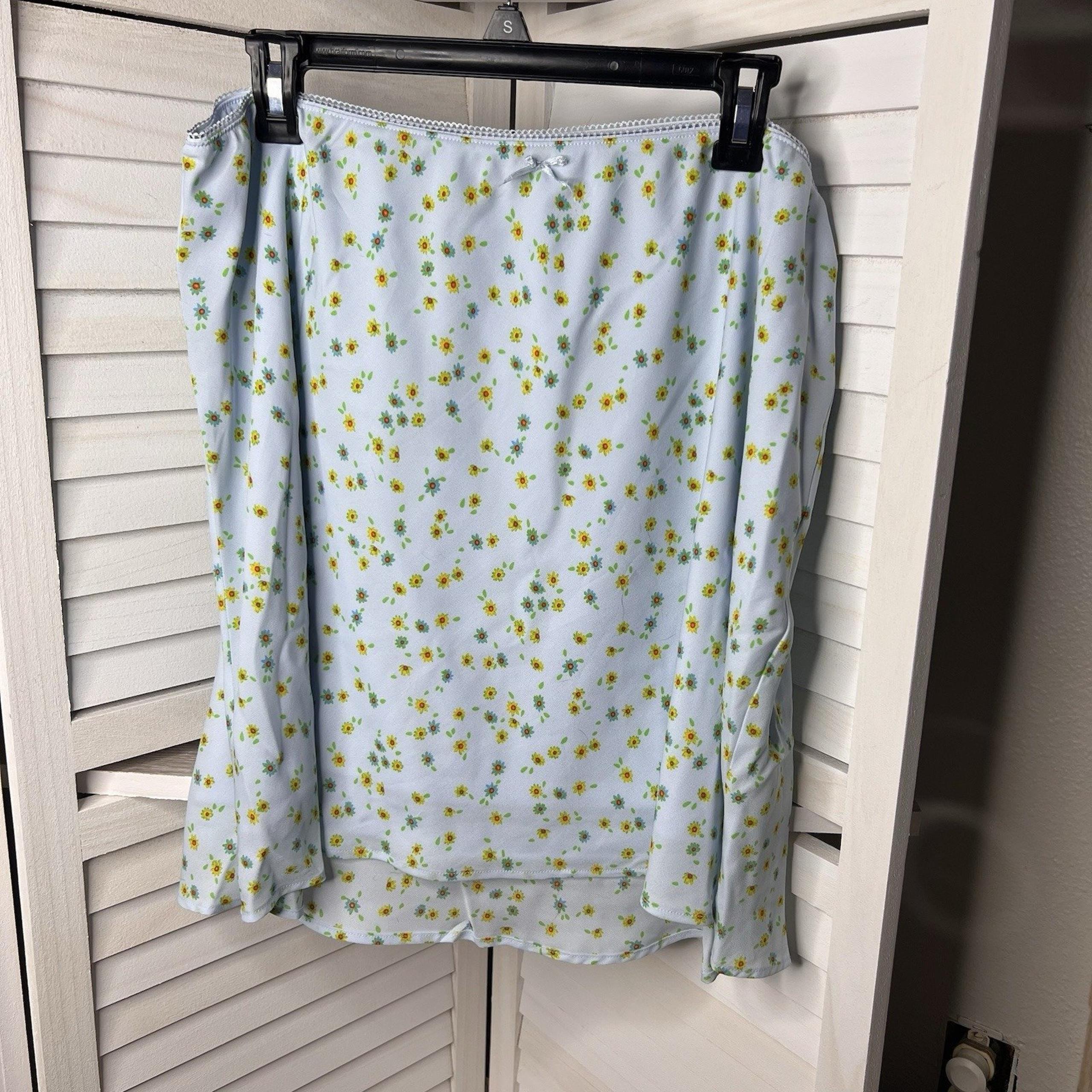 NWT Wild Fable Women's Chiffon A Line Mini Skirt Light Aqua Blue Floral Size XXL