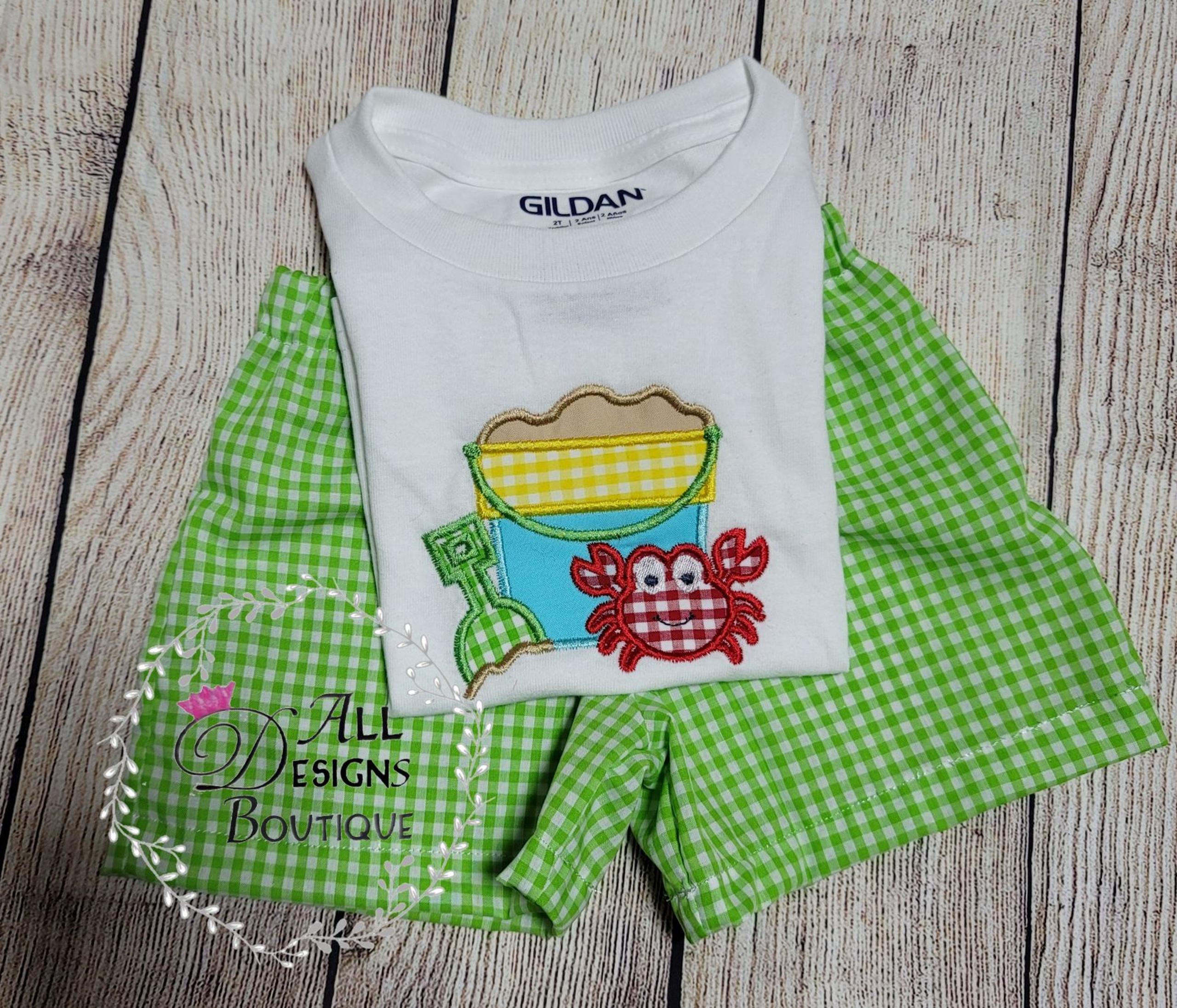 Summer Crab Shirt and Shorts Outfit