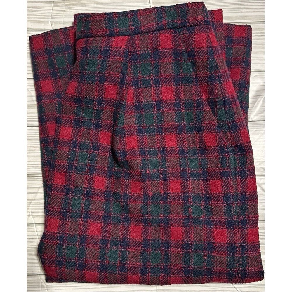 Vintage Pendelton Women's Red Plaid Wool Skirt Size 8.