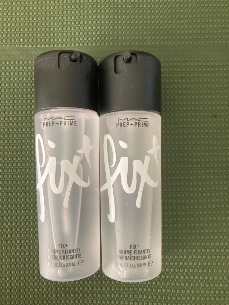 2x BNIB FS MAC Cosmetics Prep + Prime Fix+