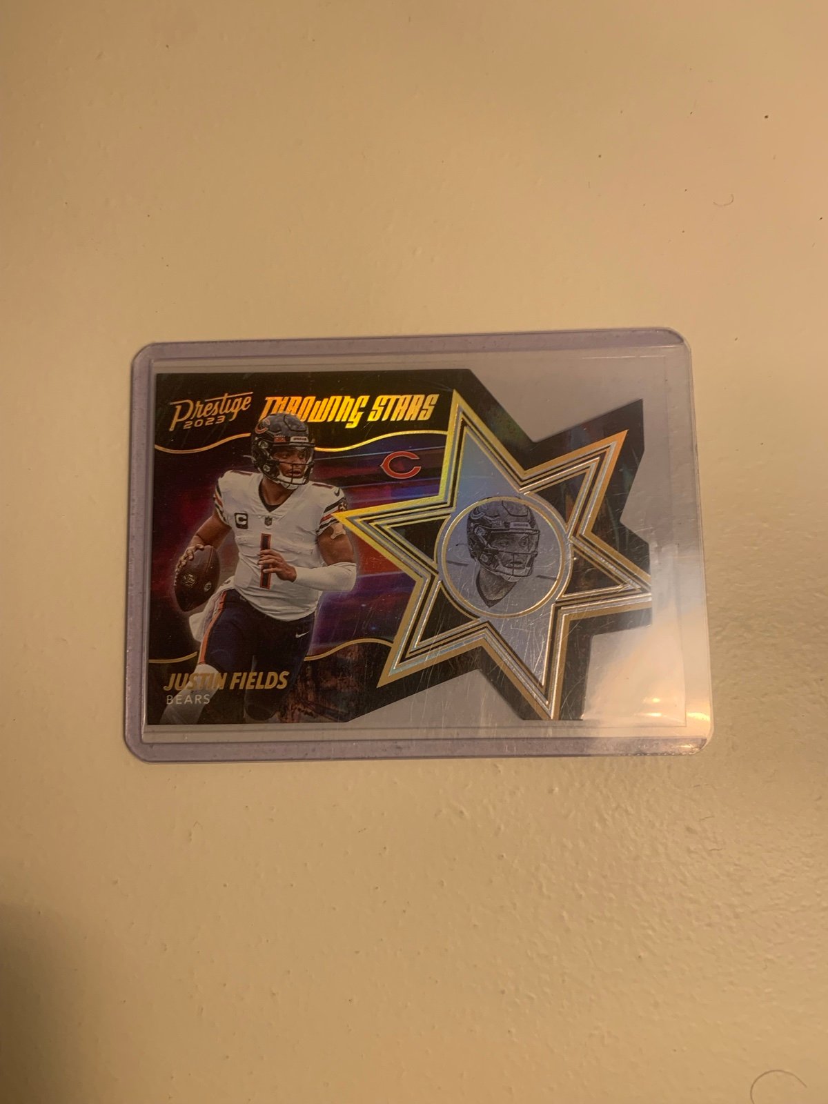 Justin Fields Throwing Stars Case Hit