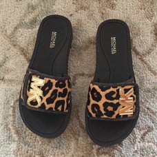 Michael Kors Ladies Platform Slide Shoe Size 6