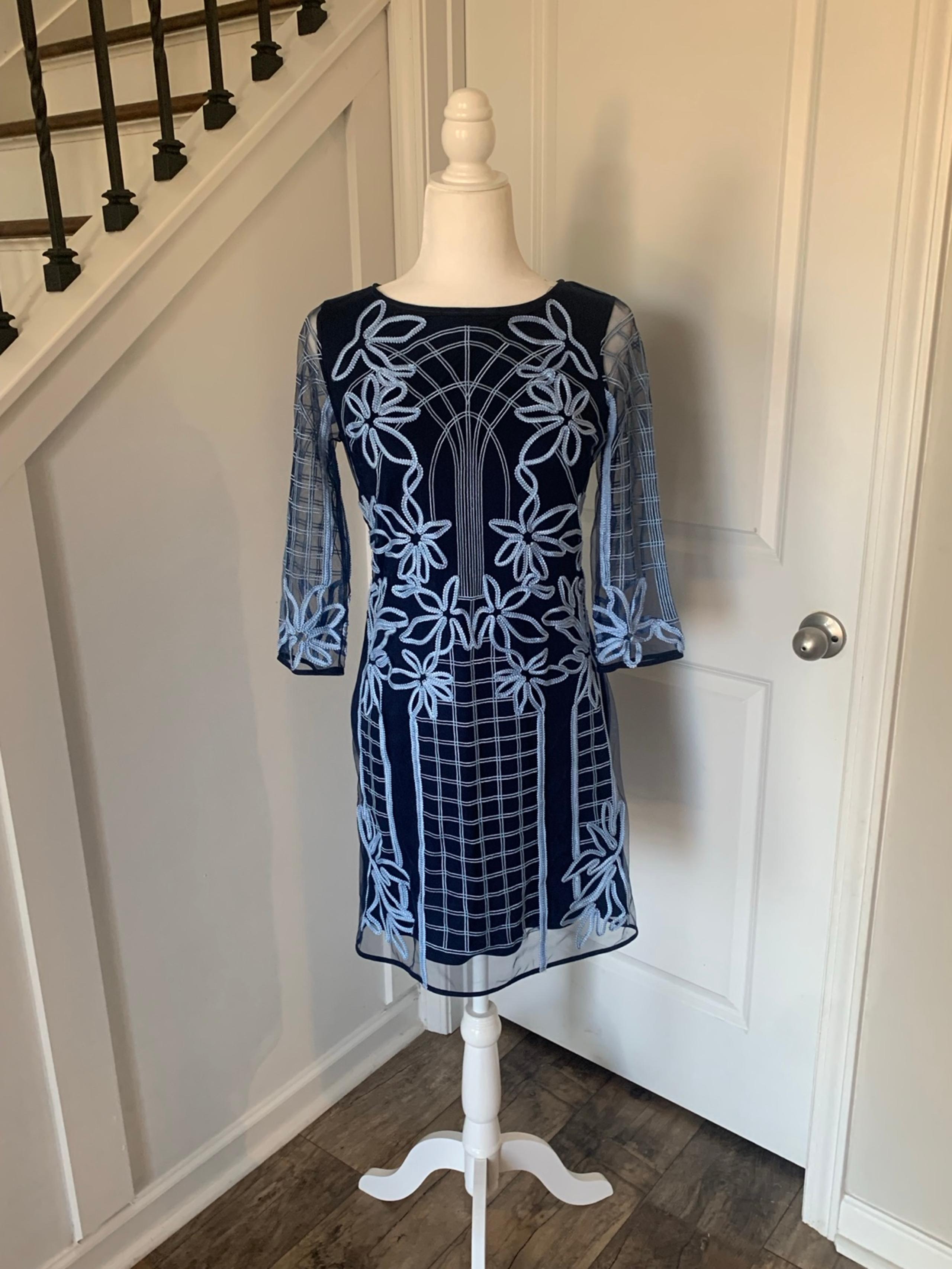 BELLE BADGLEY MISCHKA Women's Navy Blue & Light Blue Sheath Appliqué Dress SZ 2