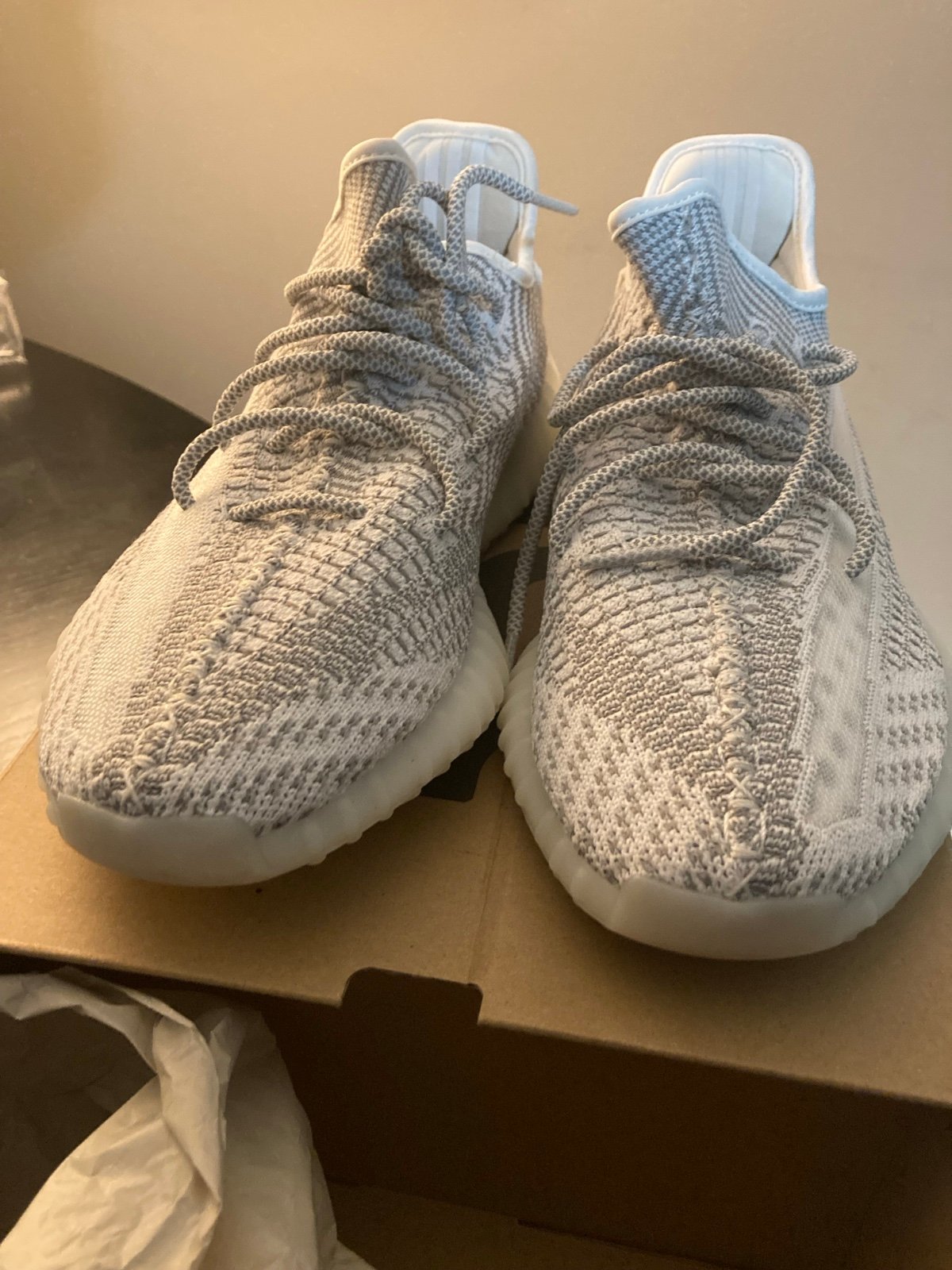 YEEZY BOOST 350 MENS SIZE 10 STATIC GREY//WHITE