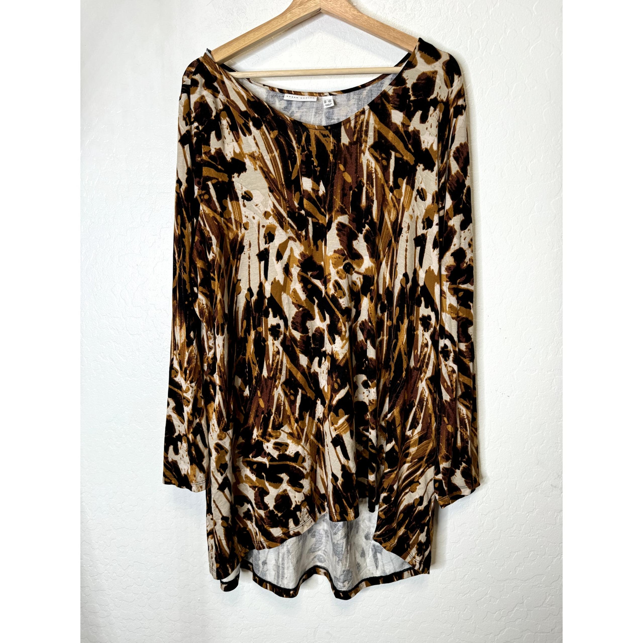 Susan Graver Women Weedkend  Animal Print Size 3XL Tunic Liquid Knit Top