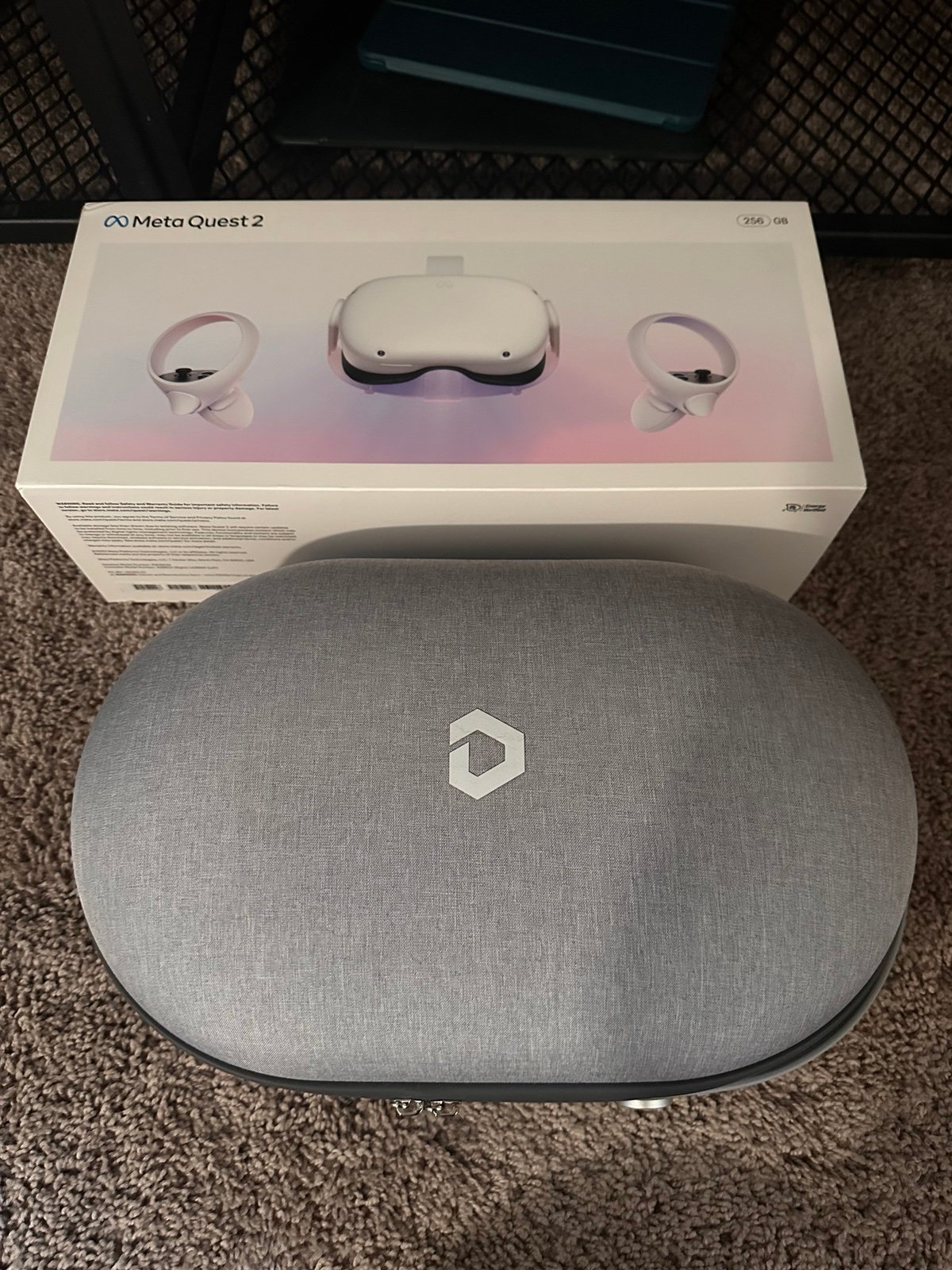 OCU LUS Meta Quest 2 256 GB With Charging Case