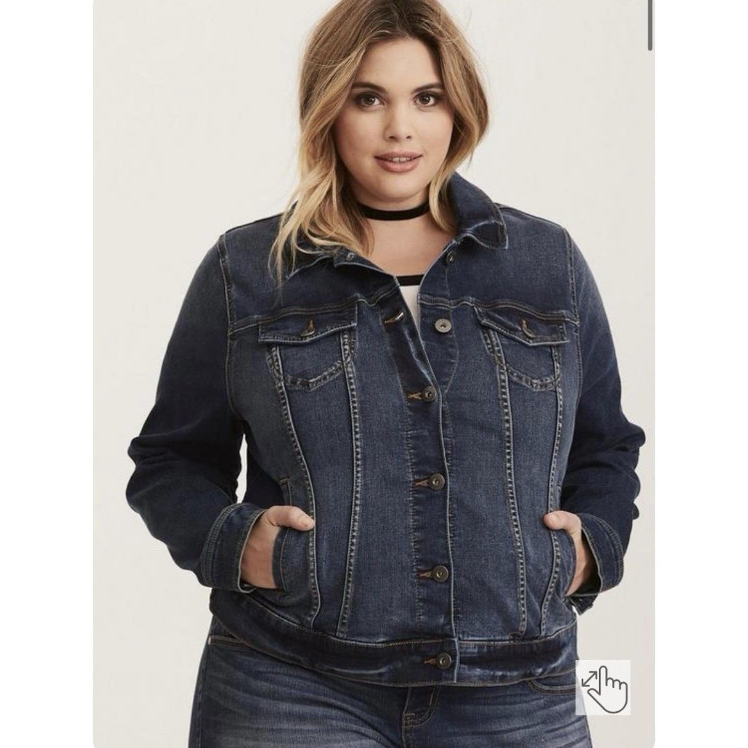Torrid Women's Dark Blue Washed Denim Jacket Feel The Fit Stretch Torrid SZ 2