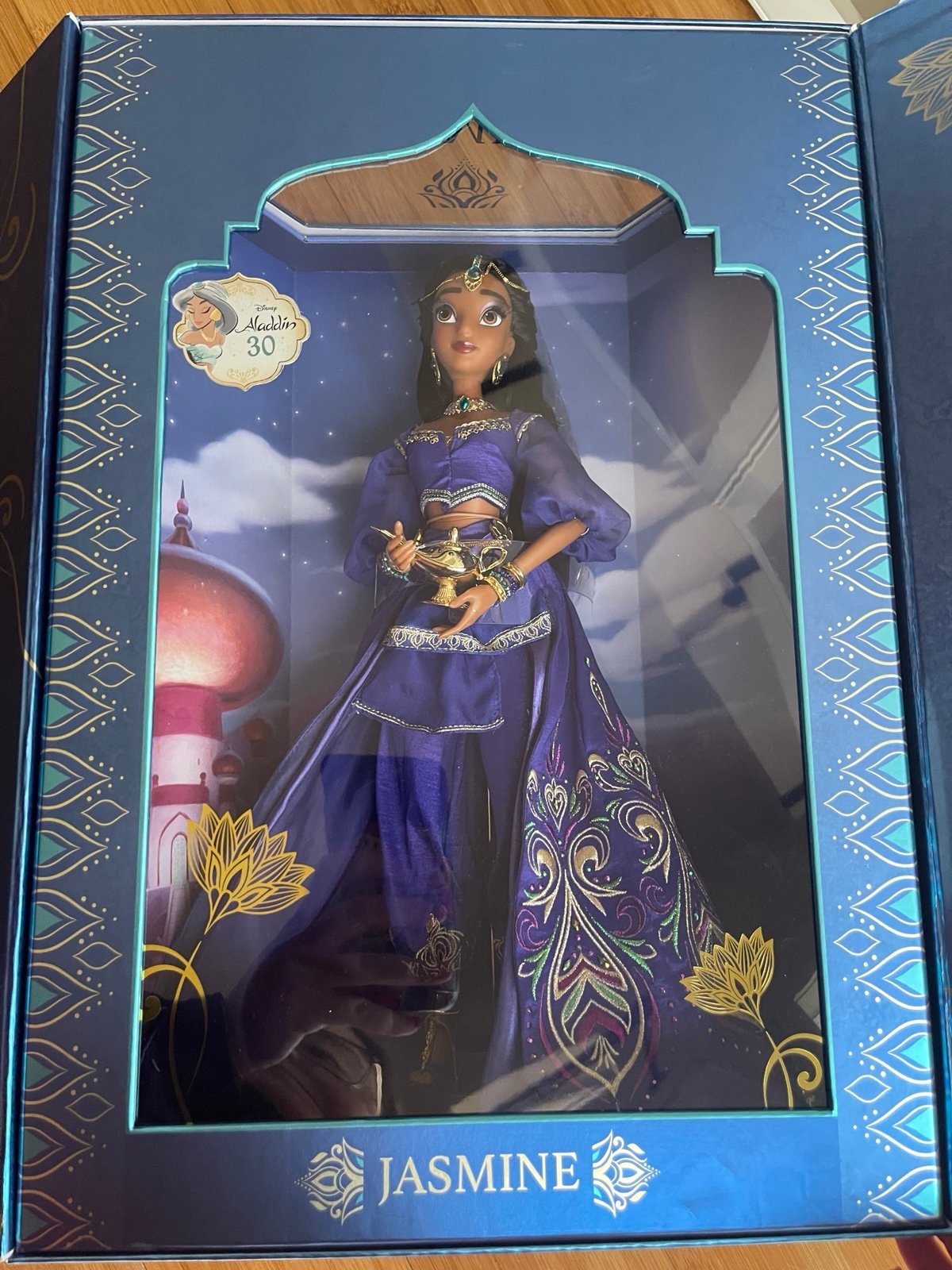D23 exclusive Jasmine doll