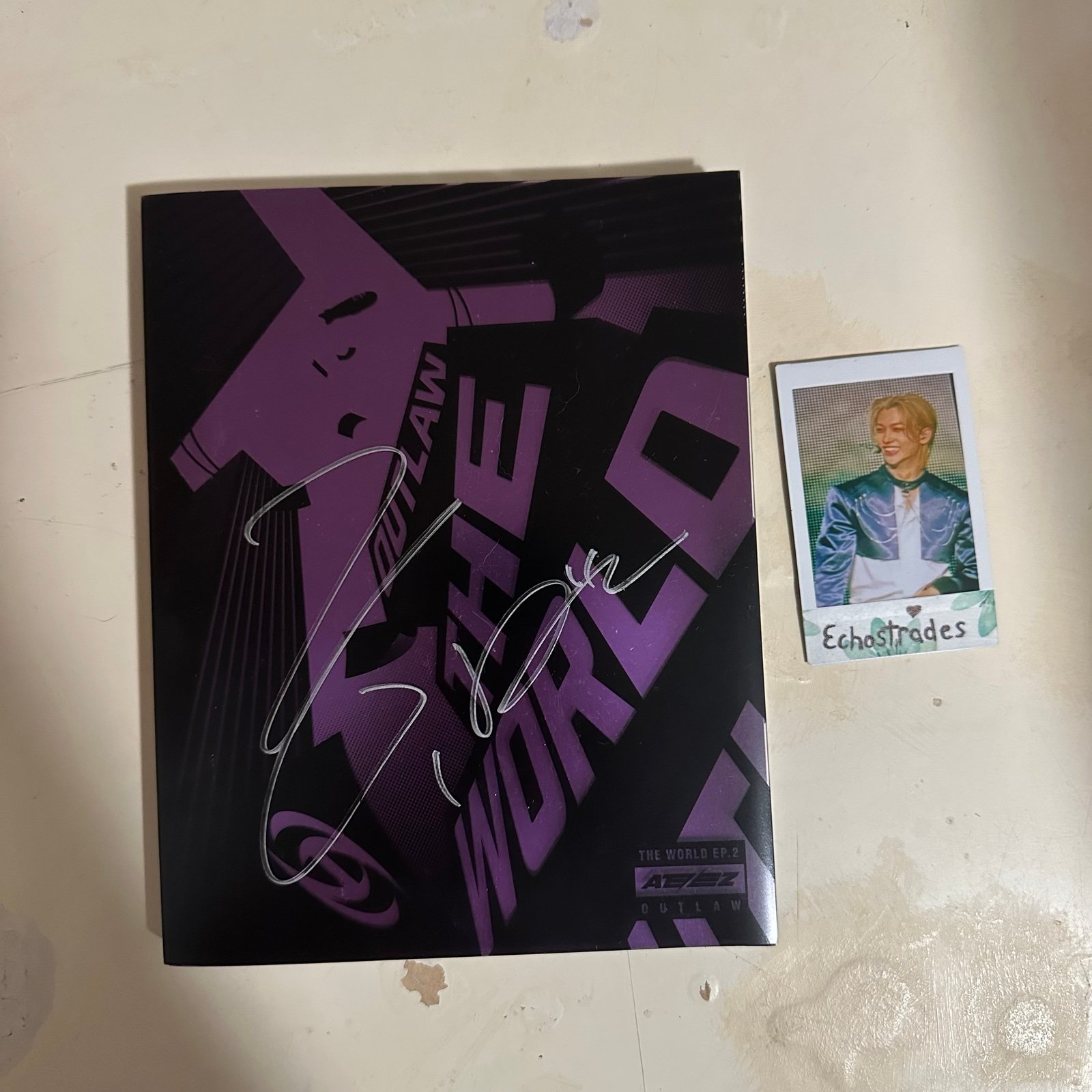 Ateez Signed Hongjoong The World Album