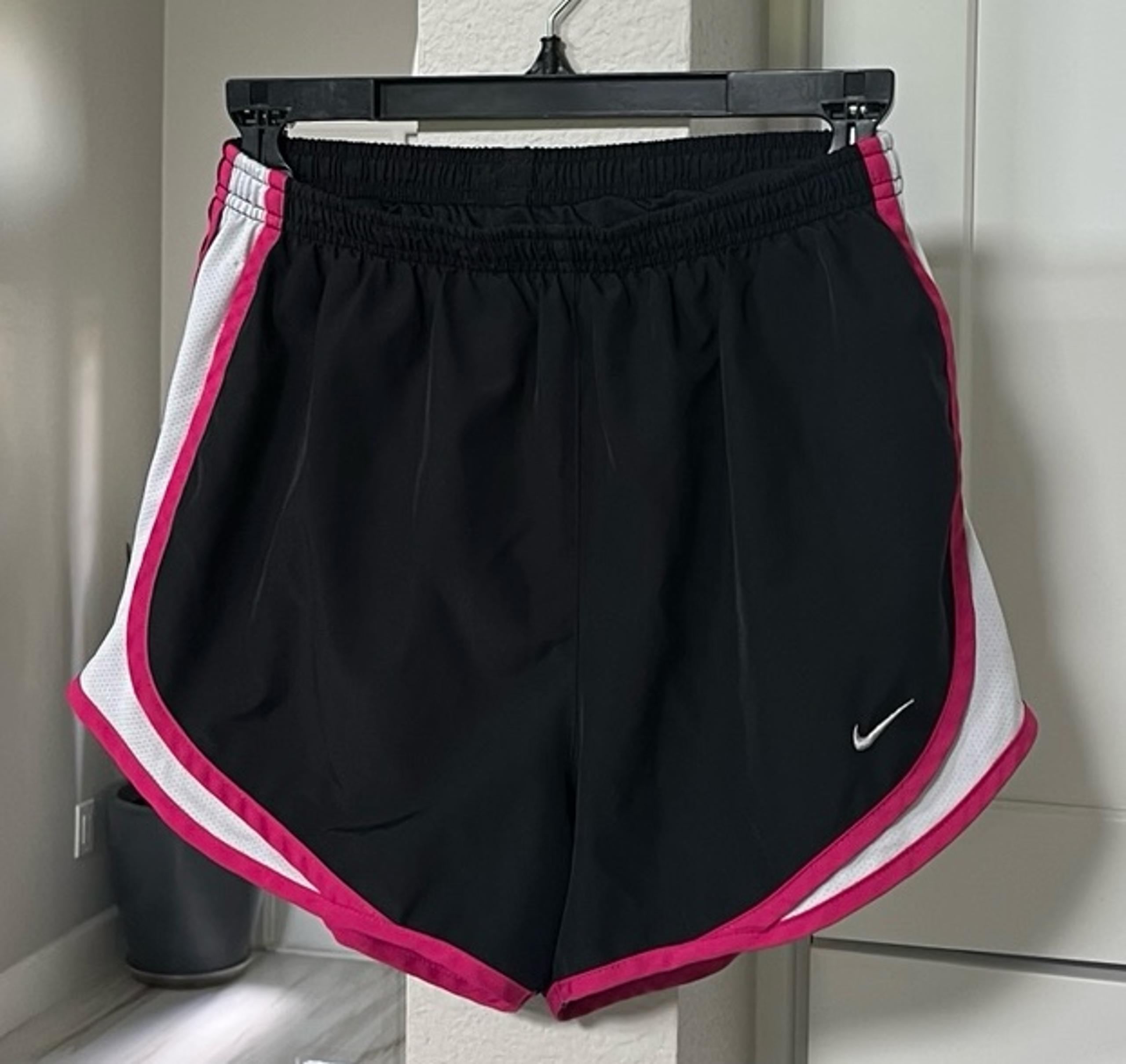 Nike Women’s Dri-Fit Running Shorts Size S