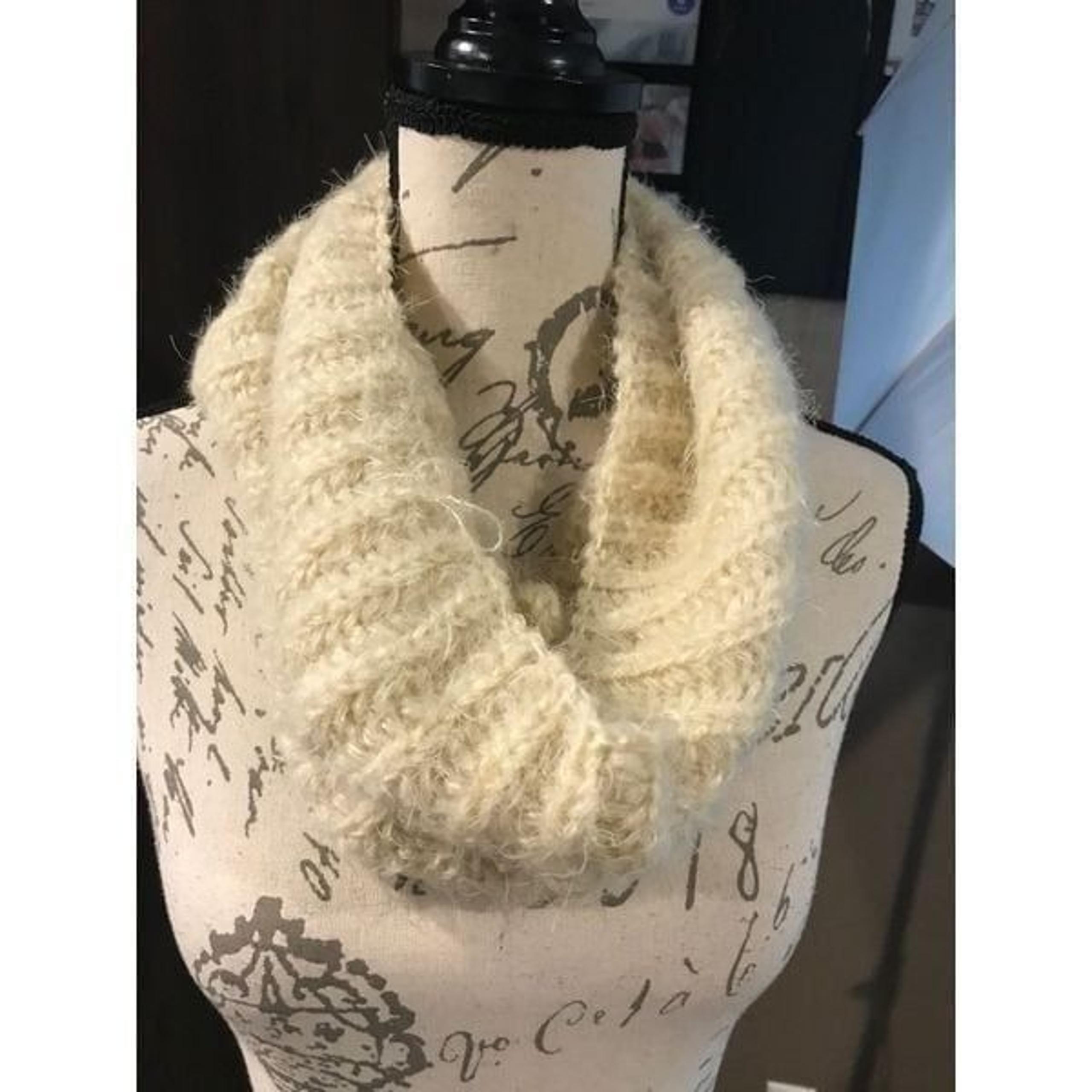 Scarf Charlotte Russe Beige women’s
