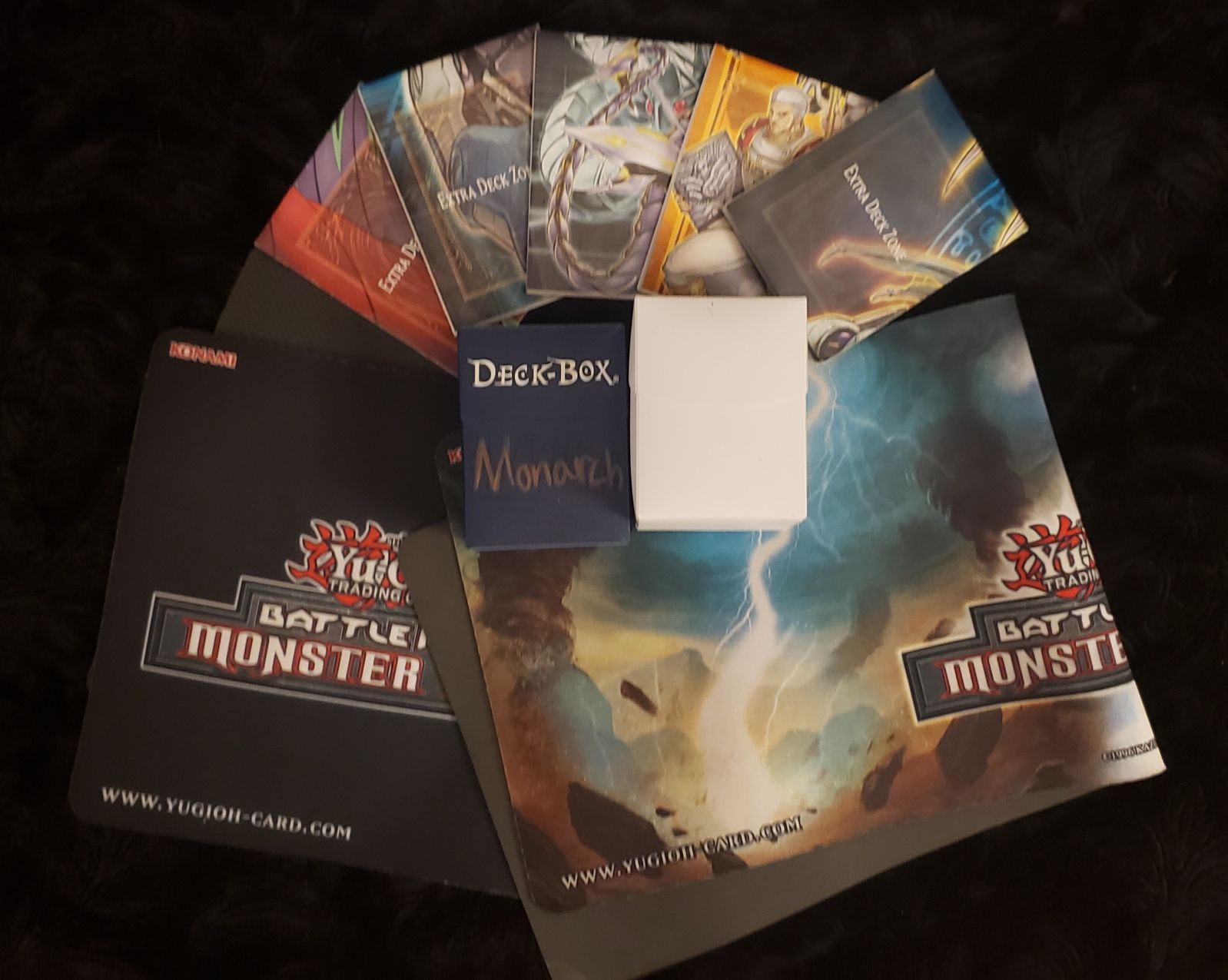 Yu-Gi-Oh! Deck and Game Mat Collection!