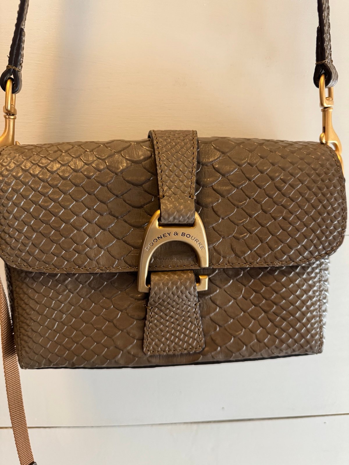 DOONEY & BOURKE Large buckle shoulder bag