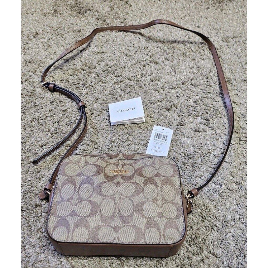 COACH Crossbody Signature Canvas Excellent Condition!