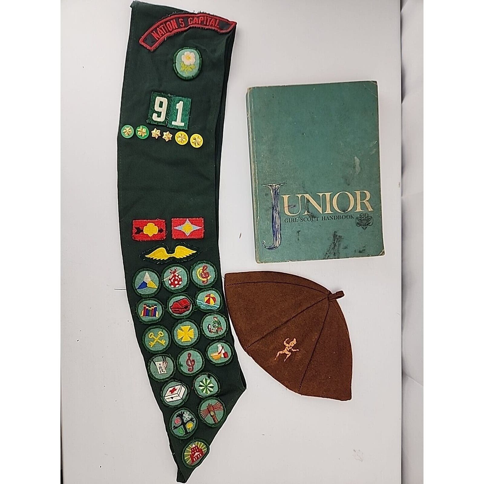 Vtg 60 70s Girl Scout Brownie Cap Sash & Jr Girl Scout Book Lot W/ Pins Patches
