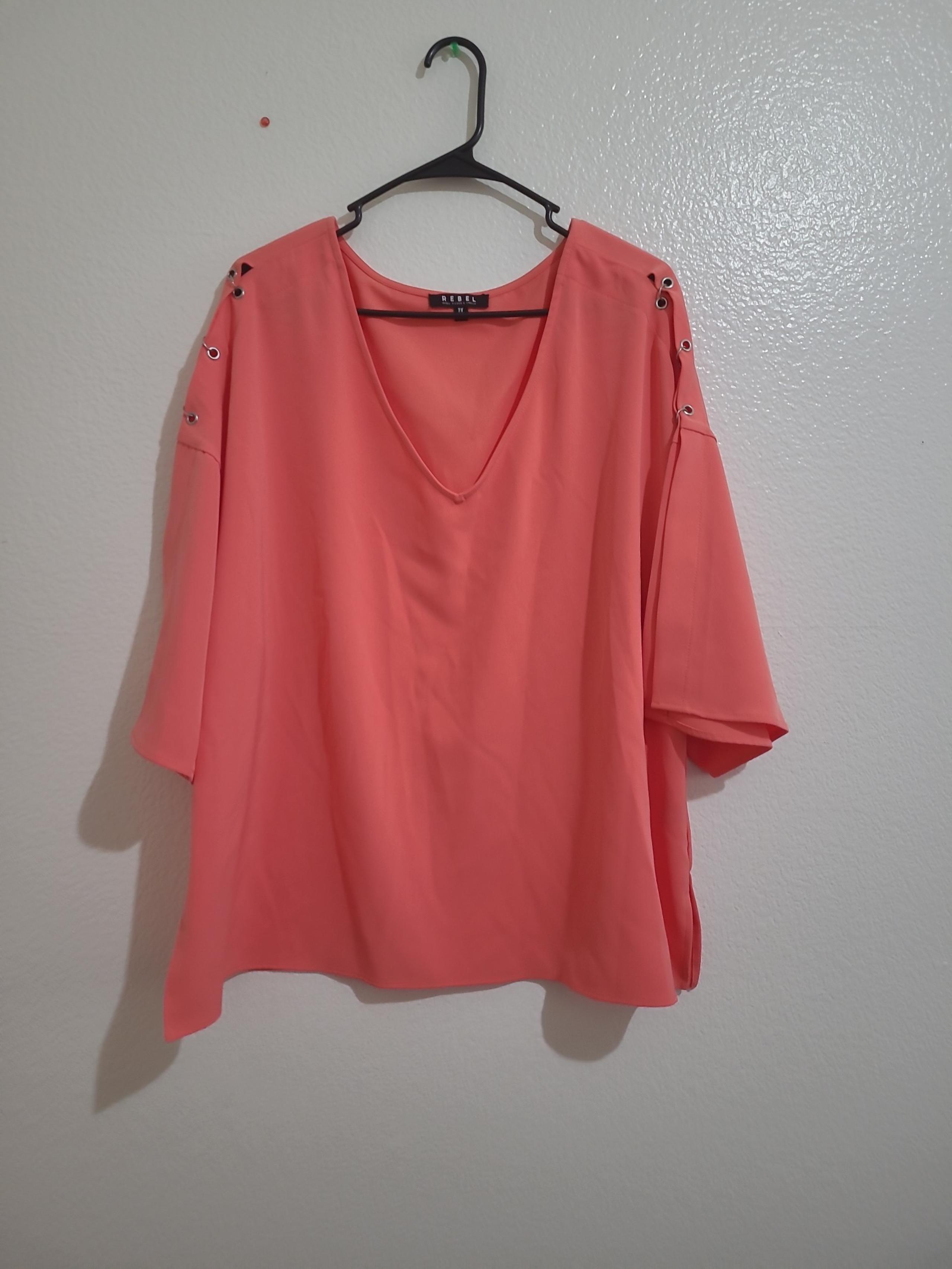 Rebel Wilson Blouse