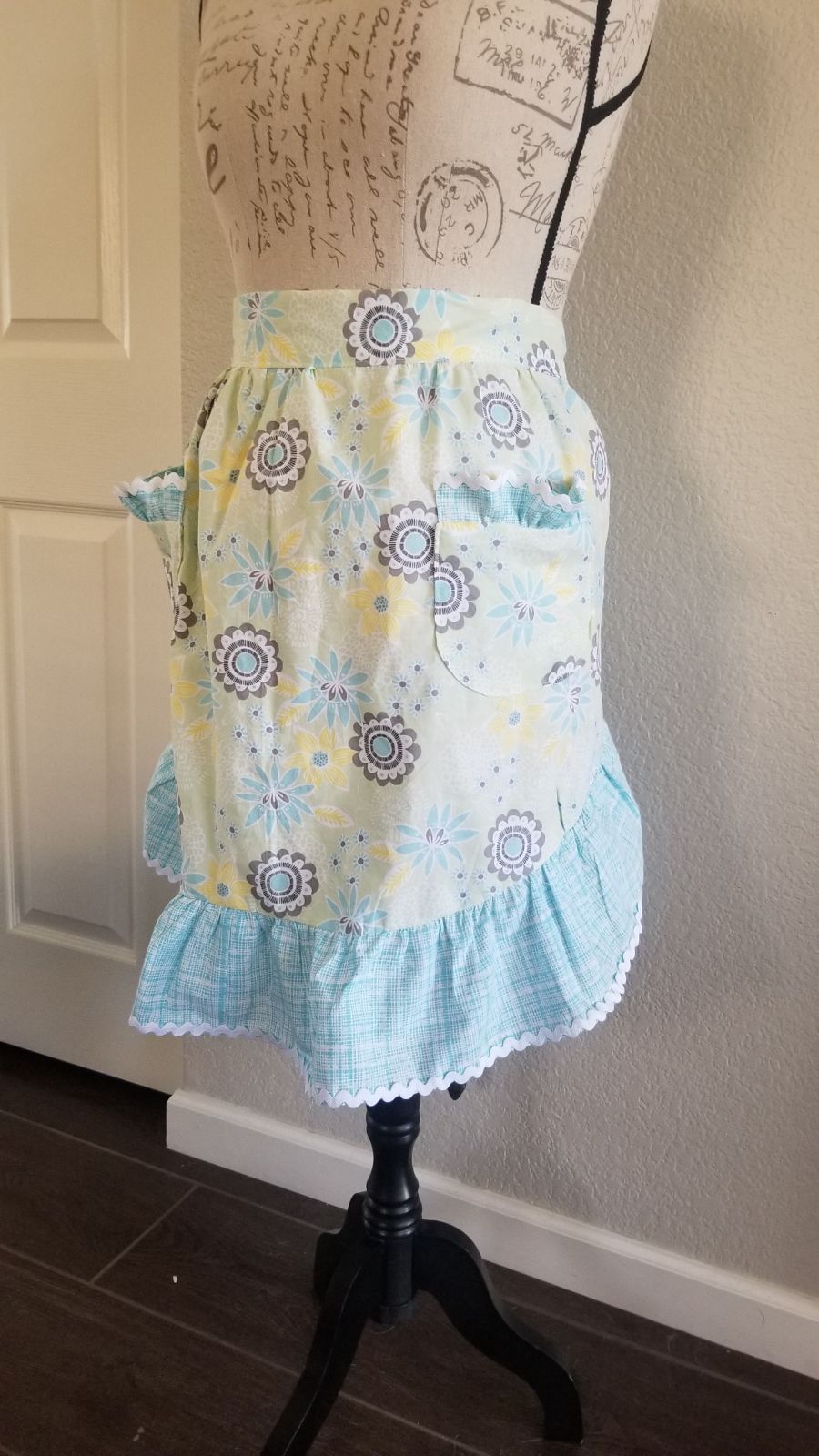 Vintage style handmade Apron