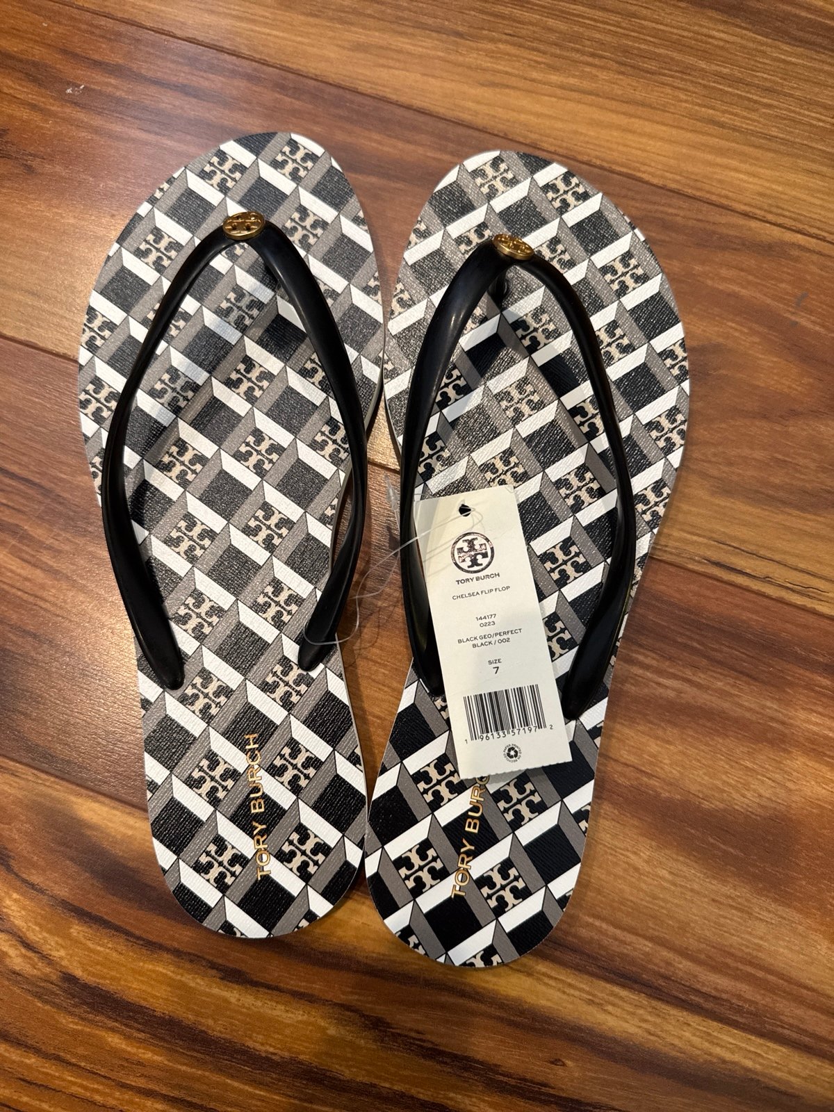 Tory Burch flip flops sandals