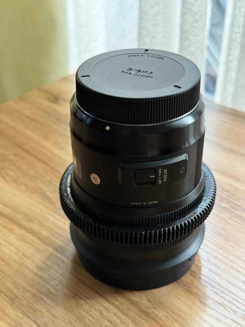 OUTLET SALE- 訳あり品など大放出 50mm Sigma prime f1.4 cine-mod EF lens Camera Lenses レンズ(単焦点)