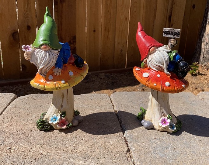 Garden Gnomes Statues for Yard Decor, Set of 2 Cute Gnomes