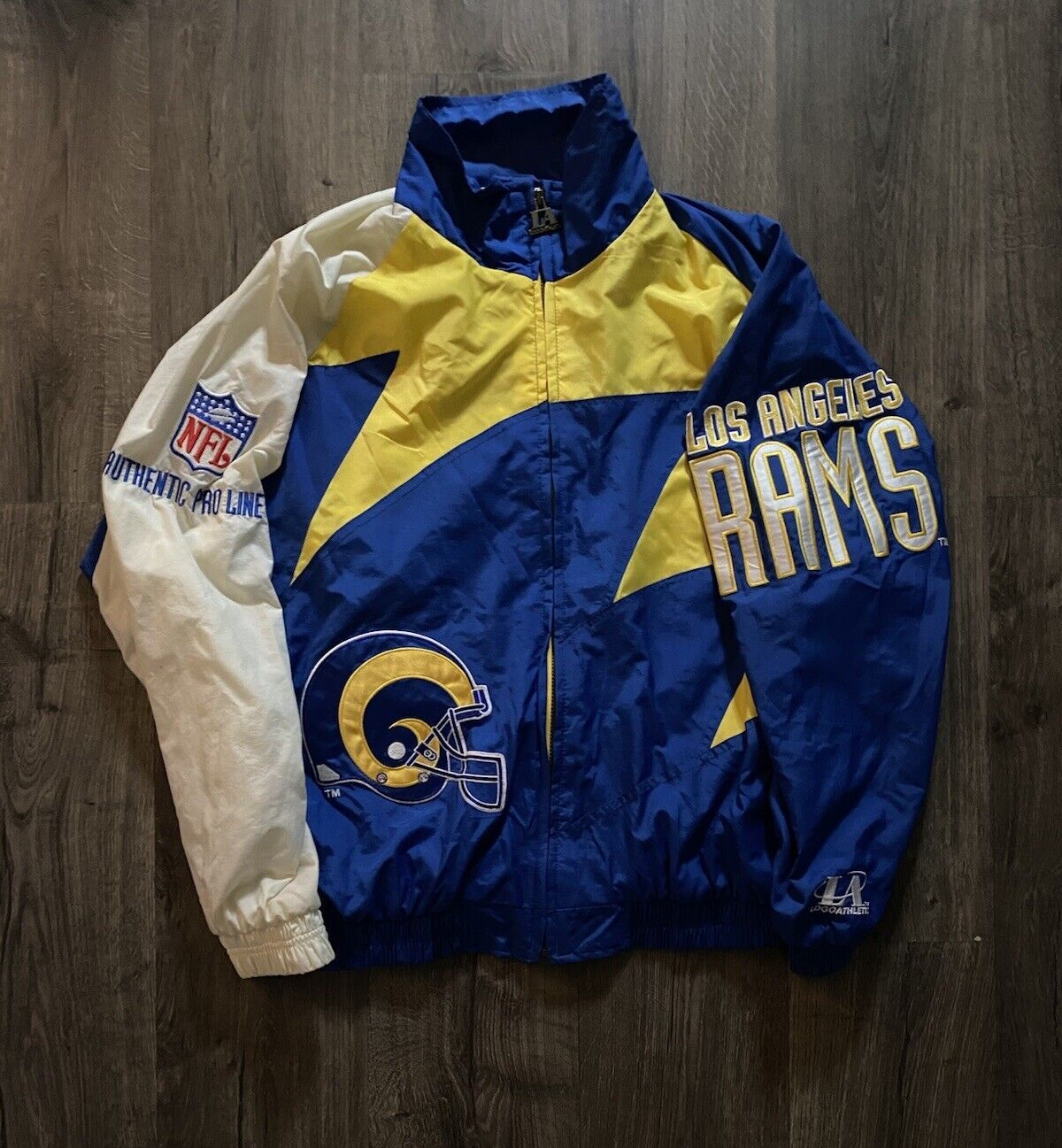 Men Size L Vintage Los Angeles Rams Logo Athletic Sharktooth Windbreaker Jacket