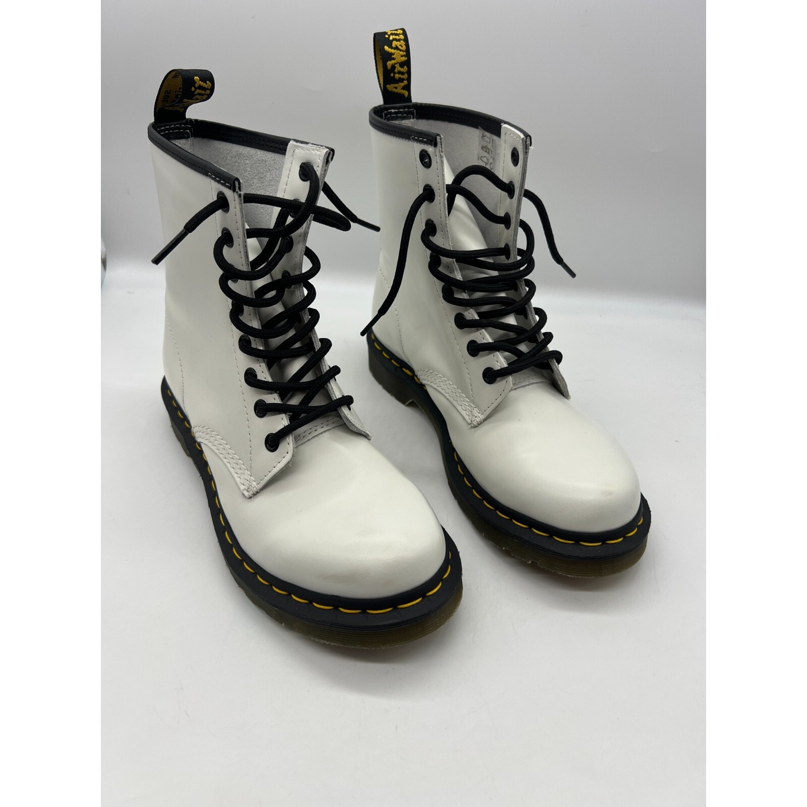 Dr. Martens Air Wair 11821 Combat Boots Women's US 8 White Leather Doc's Boot