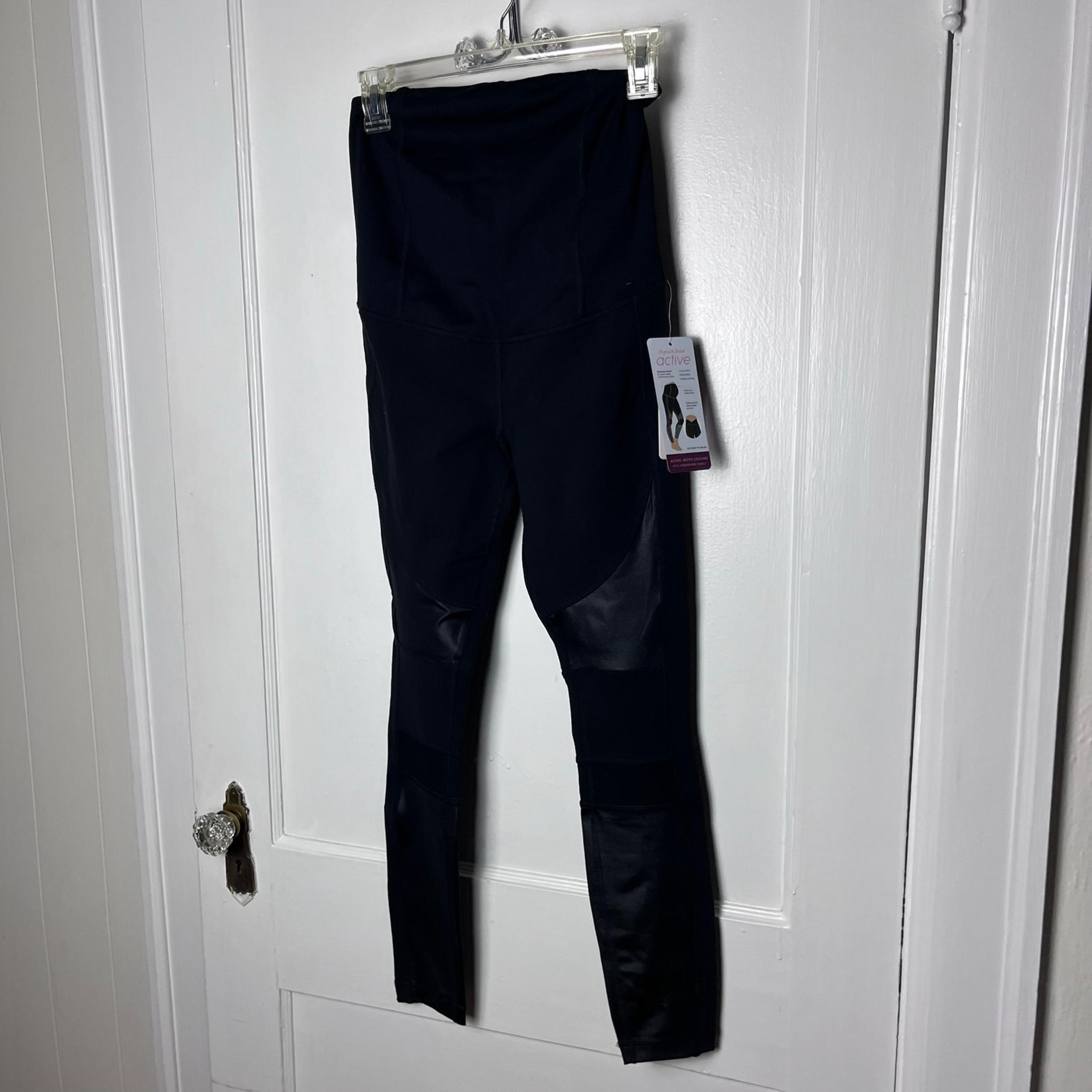 Ingrid & Isabel Women's Jet Black Active Moto Maternity Leggings Size XS NEW