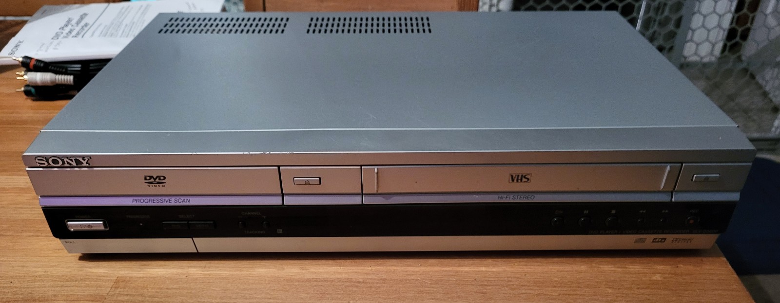 Sony D360P DVD/VHS Player
