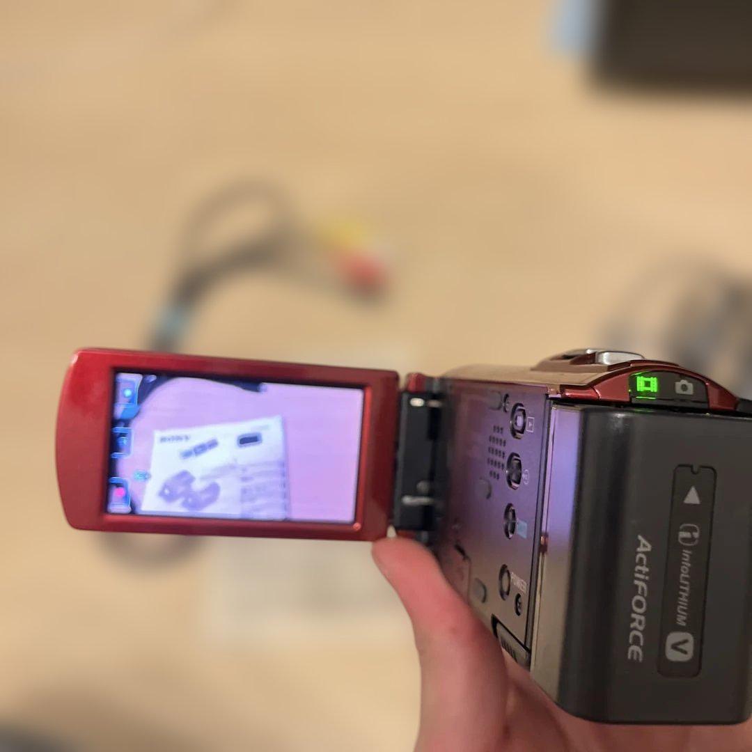 Sony HDR-CX170 CONCERNS PLS HELP ME T-T : r/camcorders
