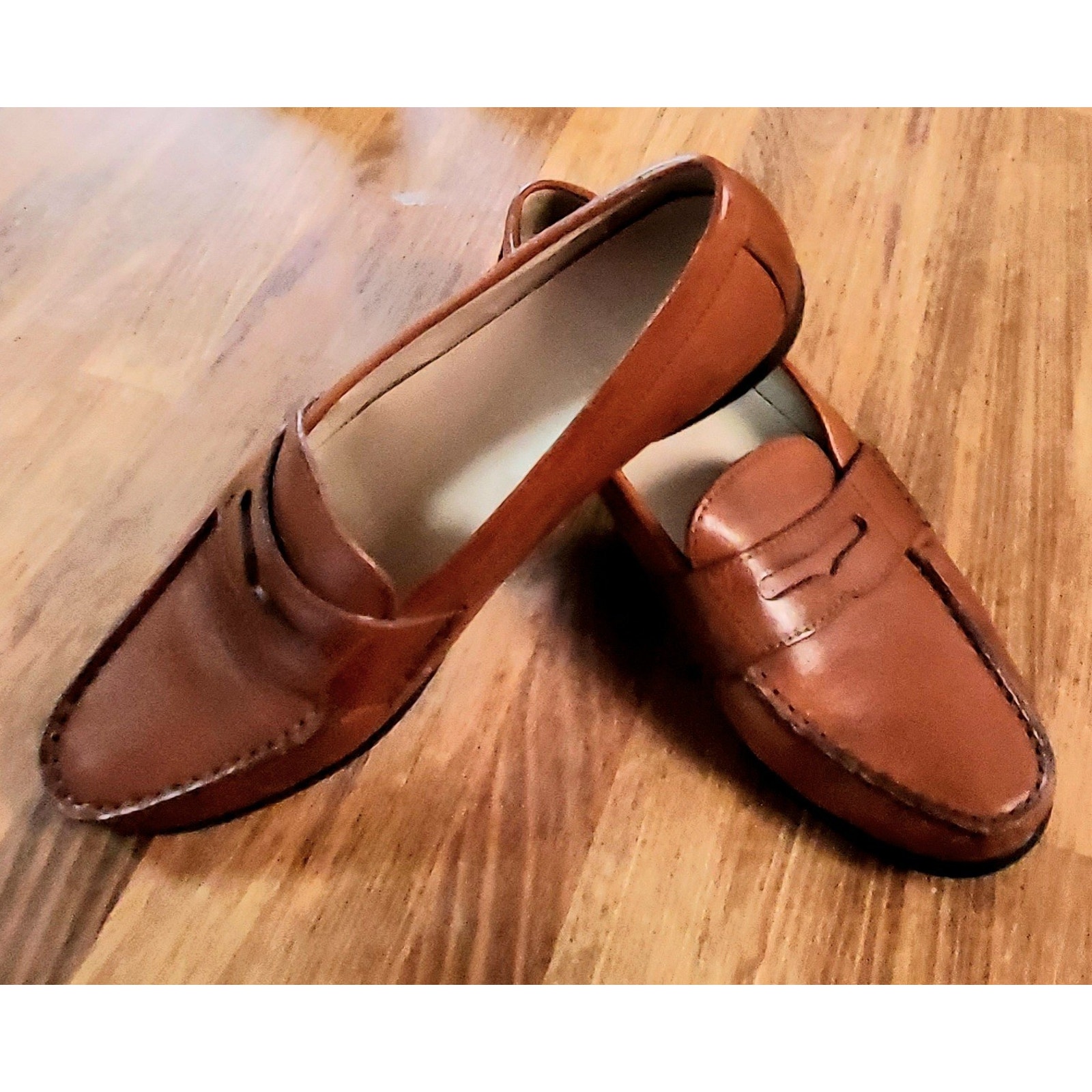 Cole Haan Country Penny Loafers (Sz 6.5 M) Womens Leather Brown Tan EUC