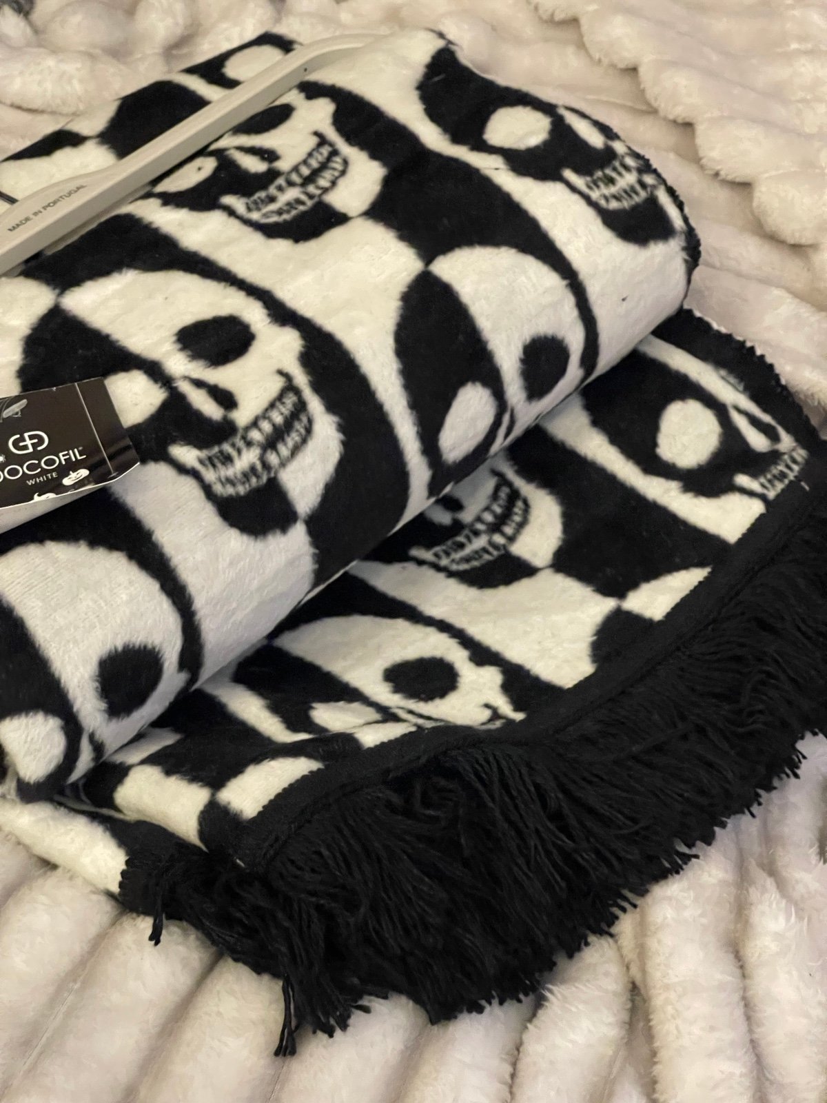 Blanket bedding skull reverse black white made in portugal