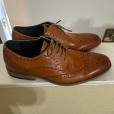Bruno Marc Italian leather men’s dress shoes immaculate size 10