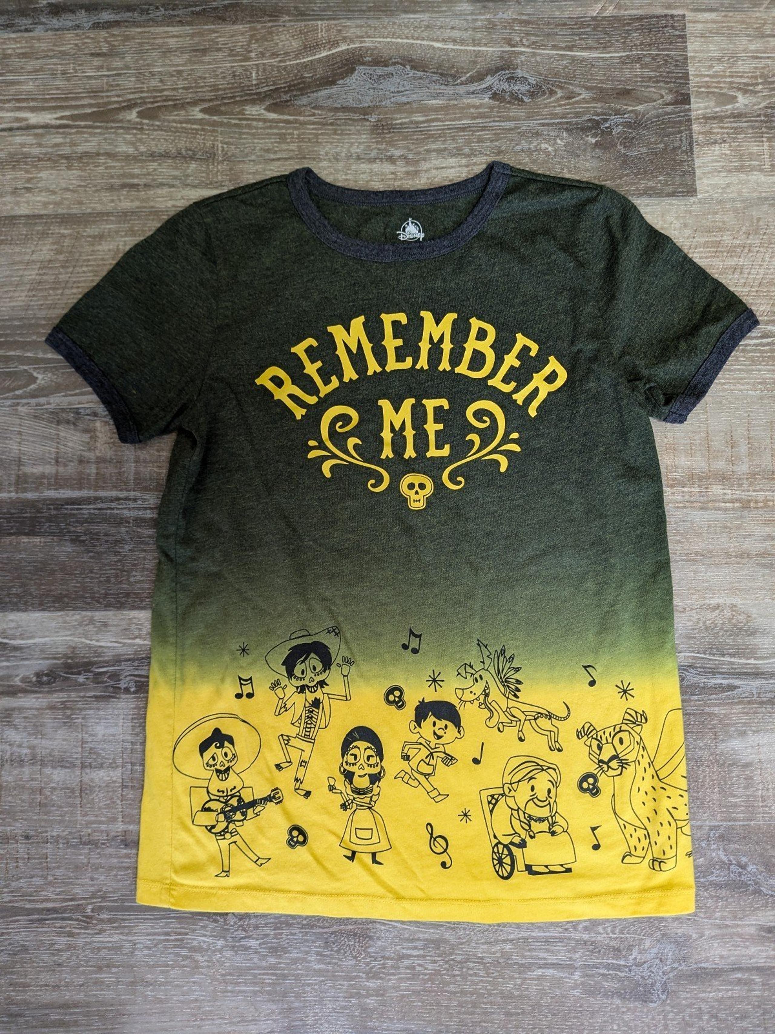 Disney Pixar Coco Boy's Remember Me T-shirt- size Large