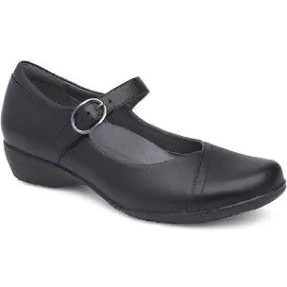 Dansko Fawna black milled Napa mary Jane pumps women’s size 38 comfort shoes