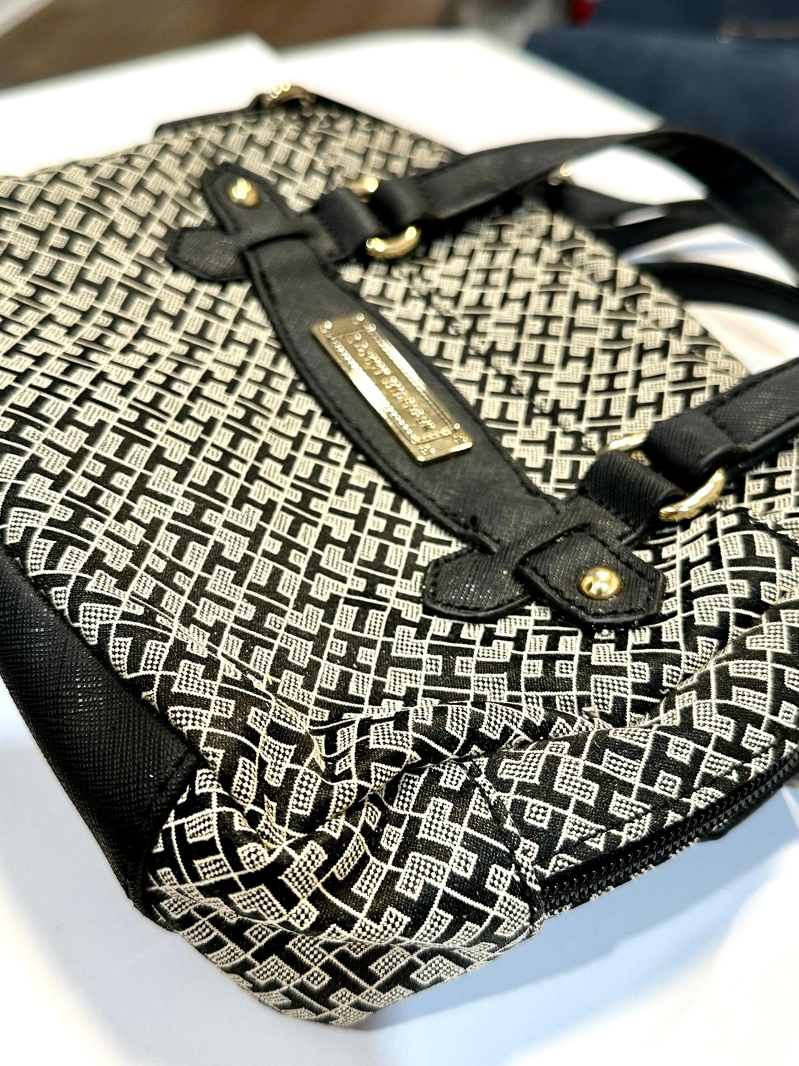 Tommy Hilfiger Purse Black and Tan Logo Medium Size Double Handle Pockets