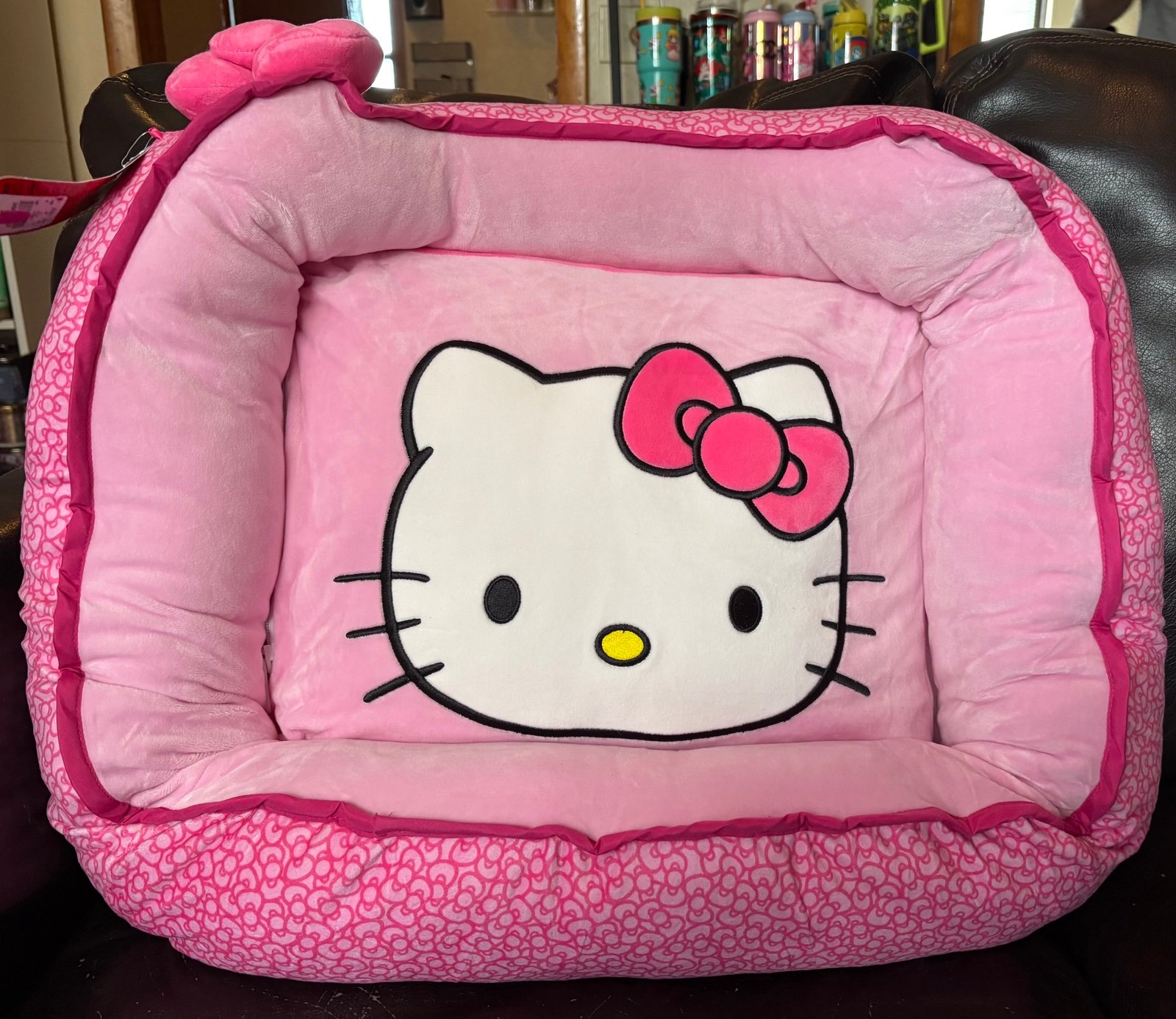 Hello Kitty pet bed