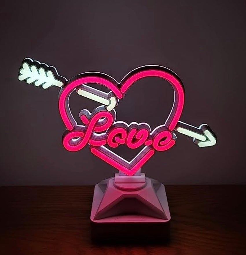 Lovely Bright Red Heart Cupids Arrow Heart Love LED Night Light Lamp Room Decor